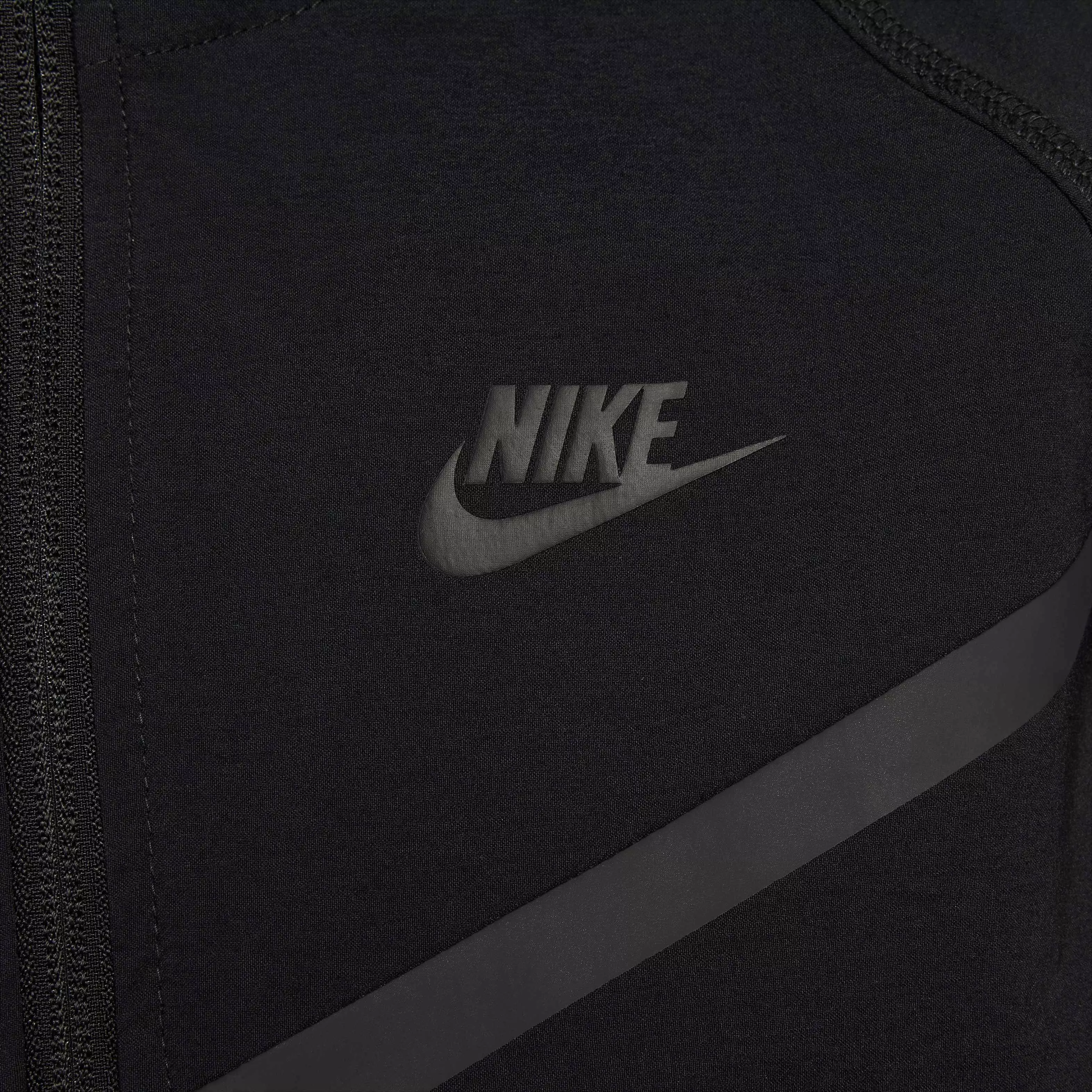 Nike Big Boys' Sportswear Tech Woven Jacket - BLACK