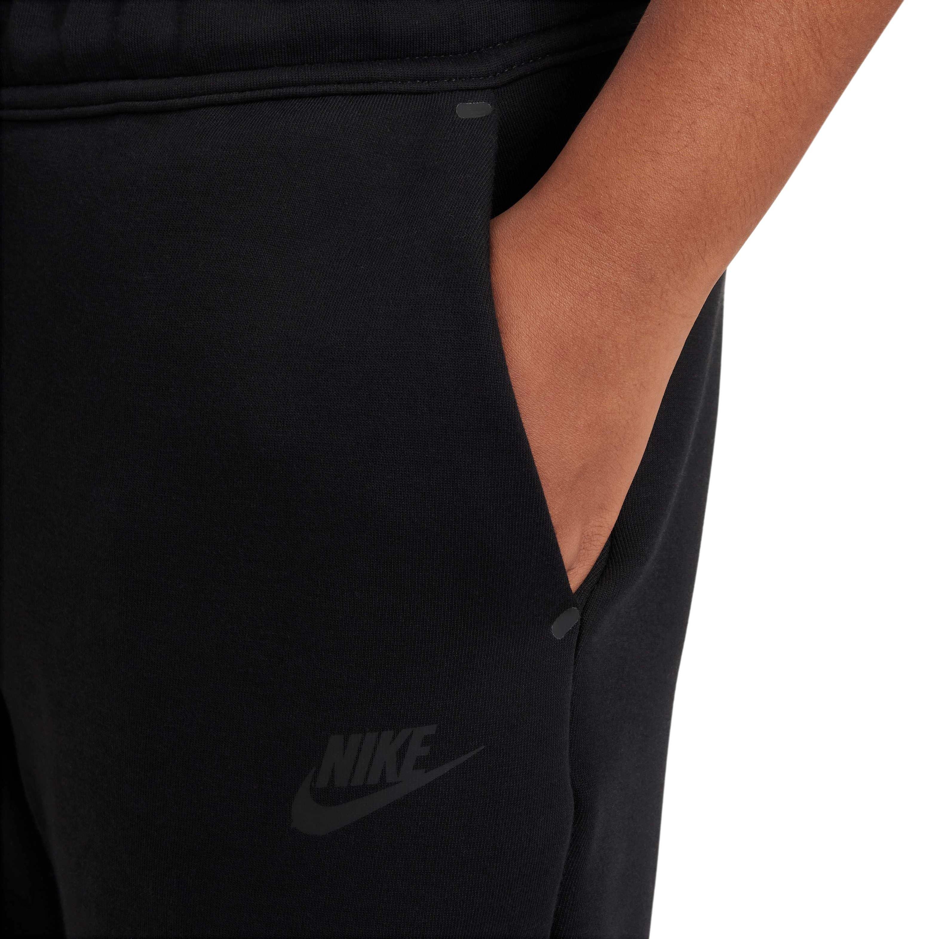 Nike Sportswear Tech Fleece Big Boys' Black Joggers