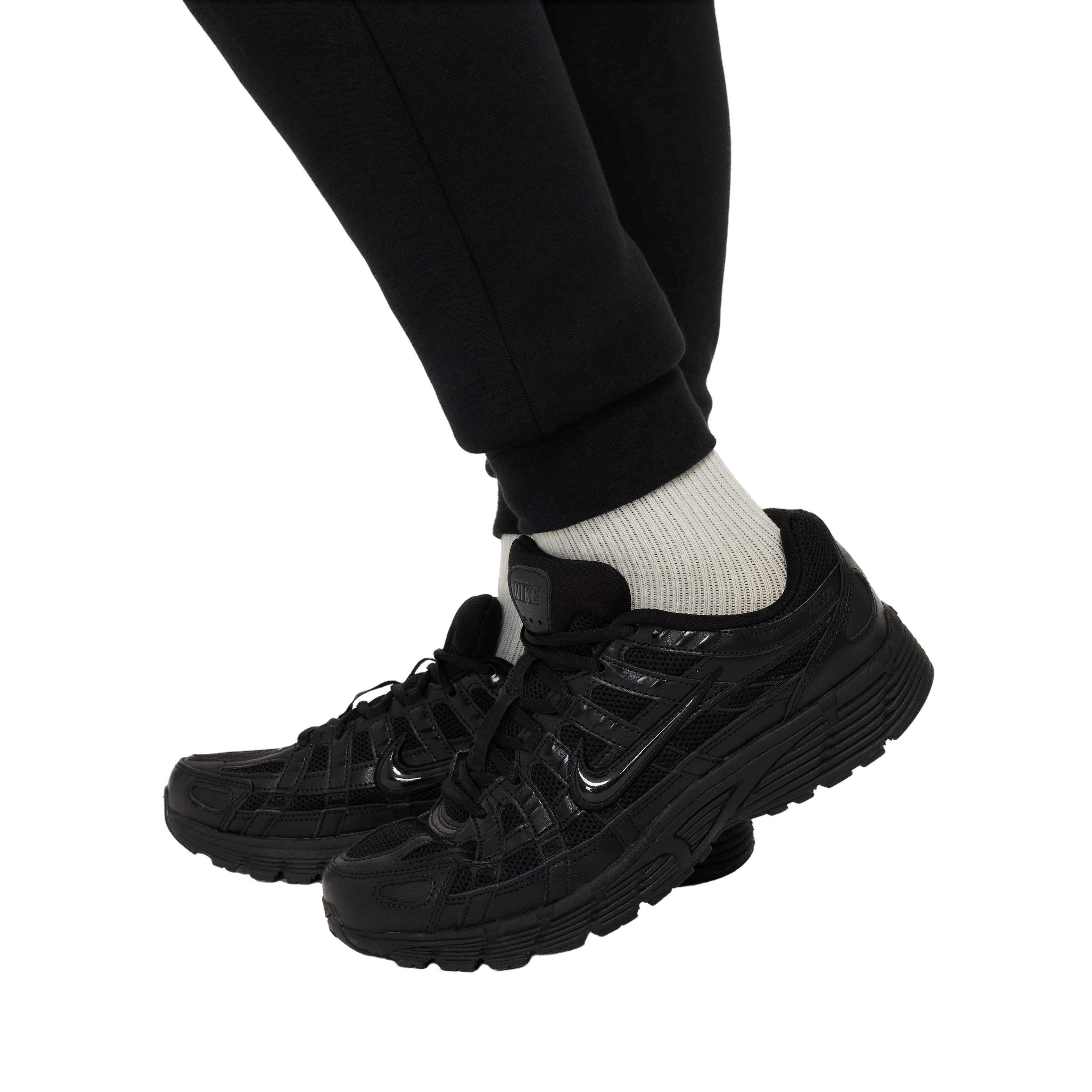 Nike Sportswear Tech Fleece Big Boys' Black Joggers