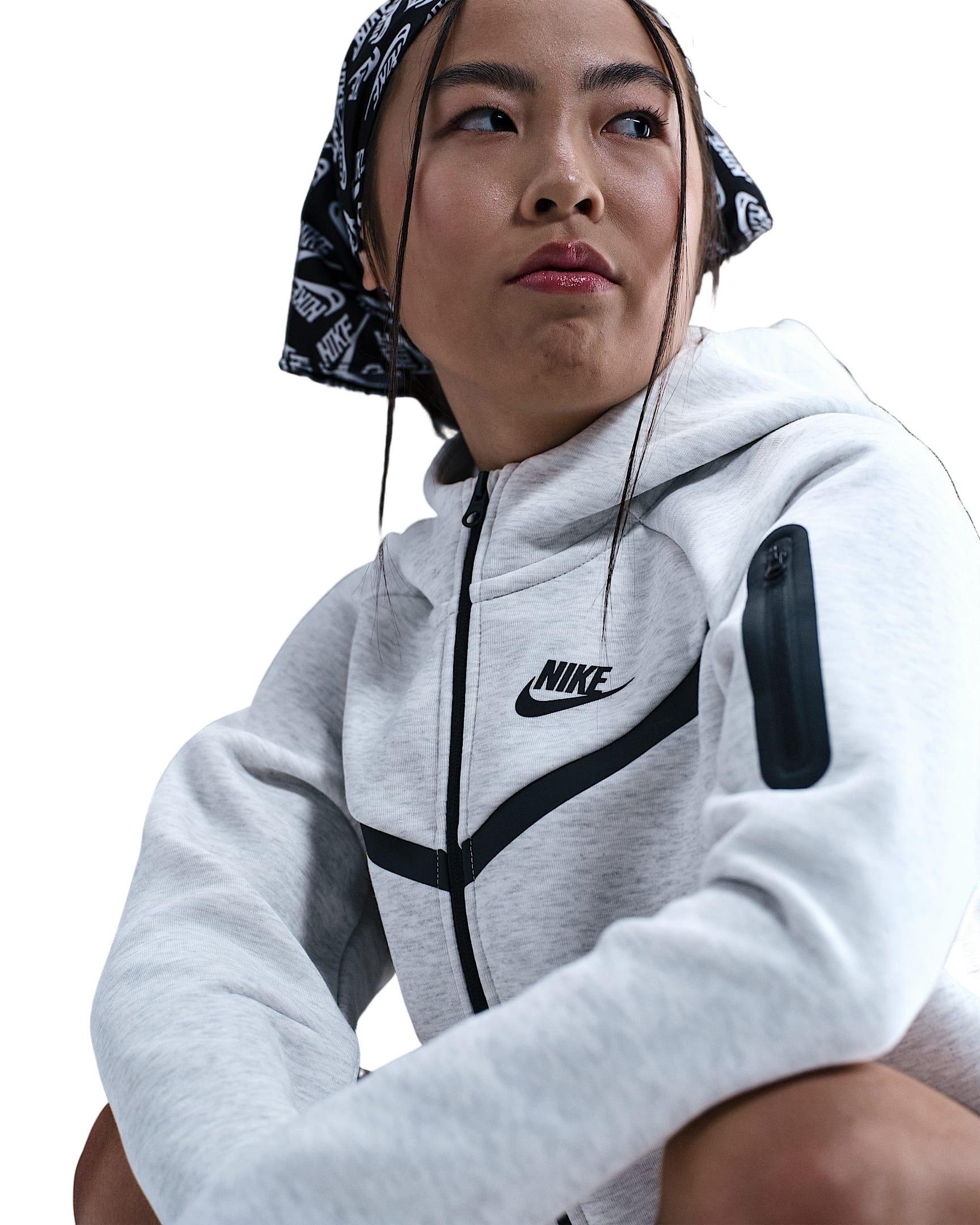 Nike Big Girls' Sportswear Fleece Tech FZ Long-Sleeve Jacket - GREY Thumbnail View 3