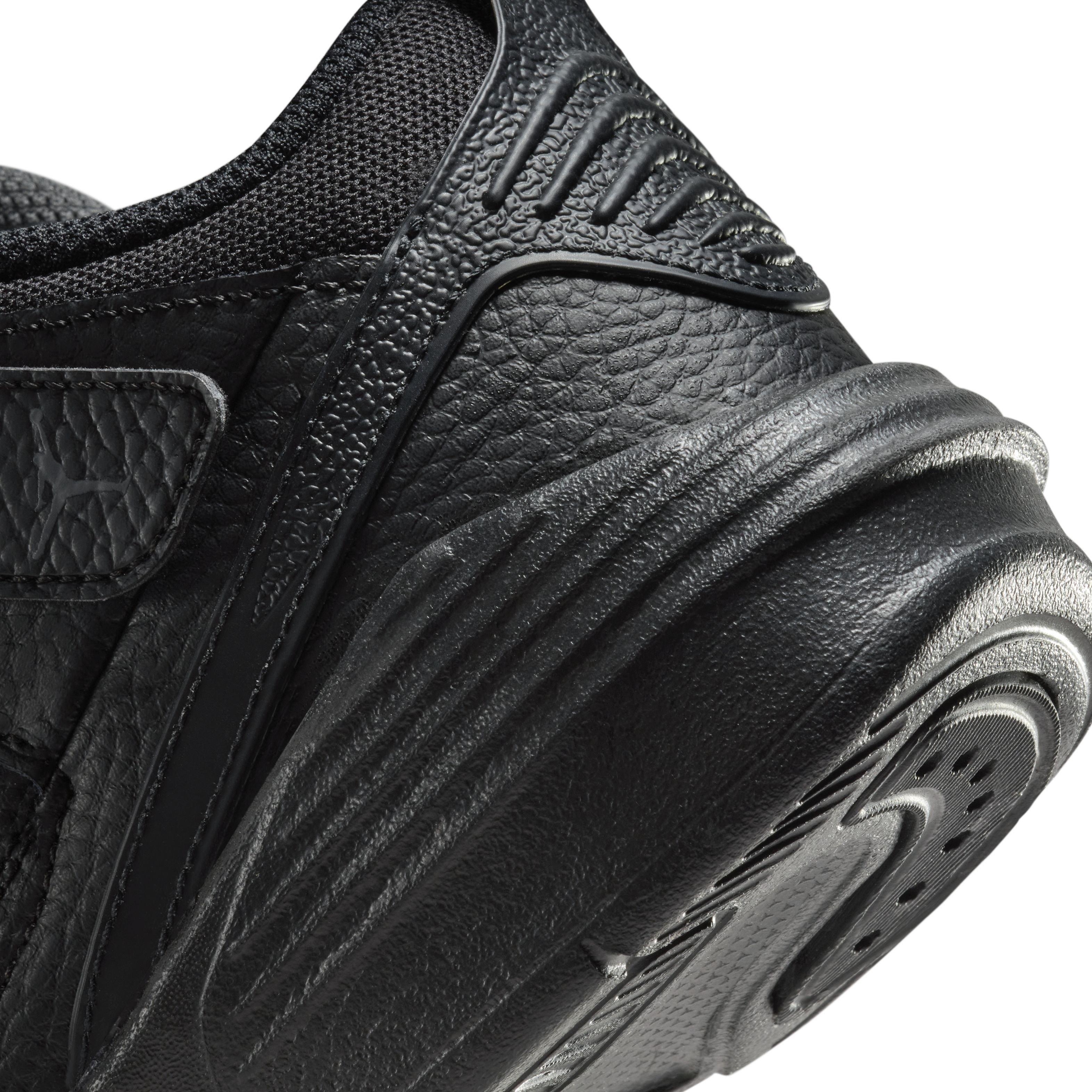 Jordan Max Aura 5 Preschool Boys' "Black/Black/Anthracite" Shoe