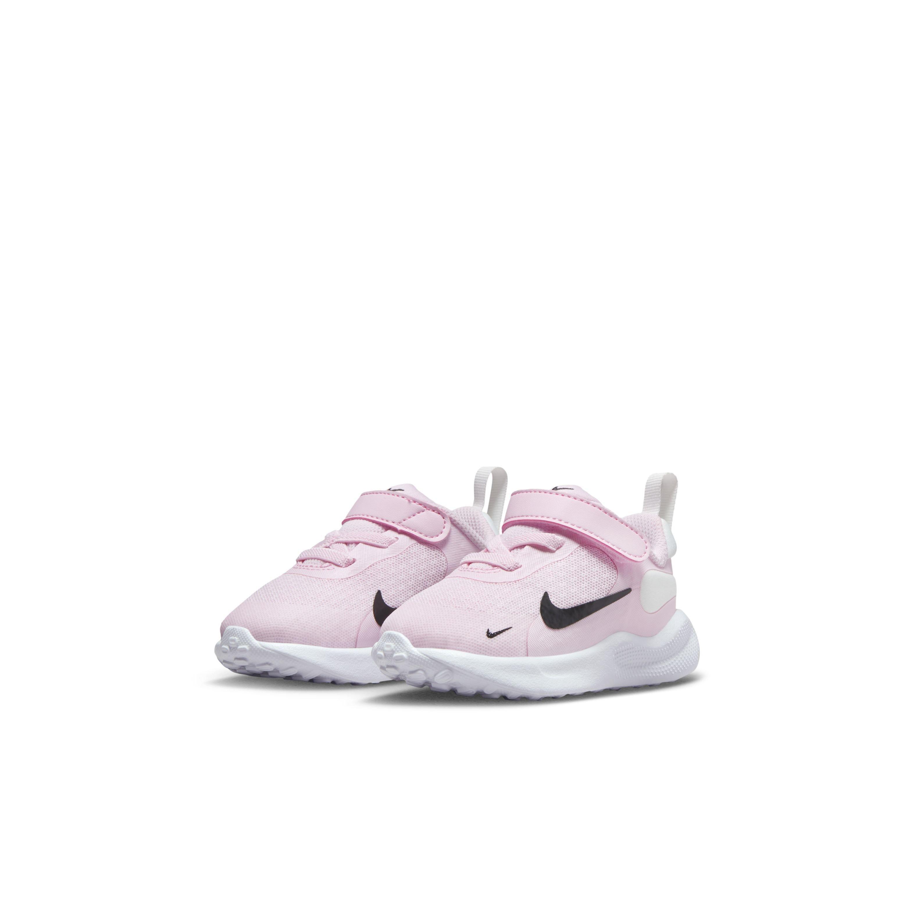 Toddler girls hotsell nike shoes