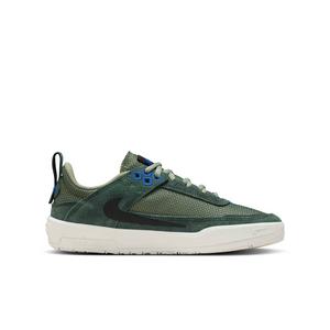 Nike SB Day One "Vintage Green/Oil Green/Sail/Black" Grade School Boys' Skateboarding Shoe
