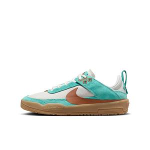 Nike SB Day One "Green/Phantom/Gum Light Brown/Dark Russet" Grade School Boys' Skateboarding Shoe