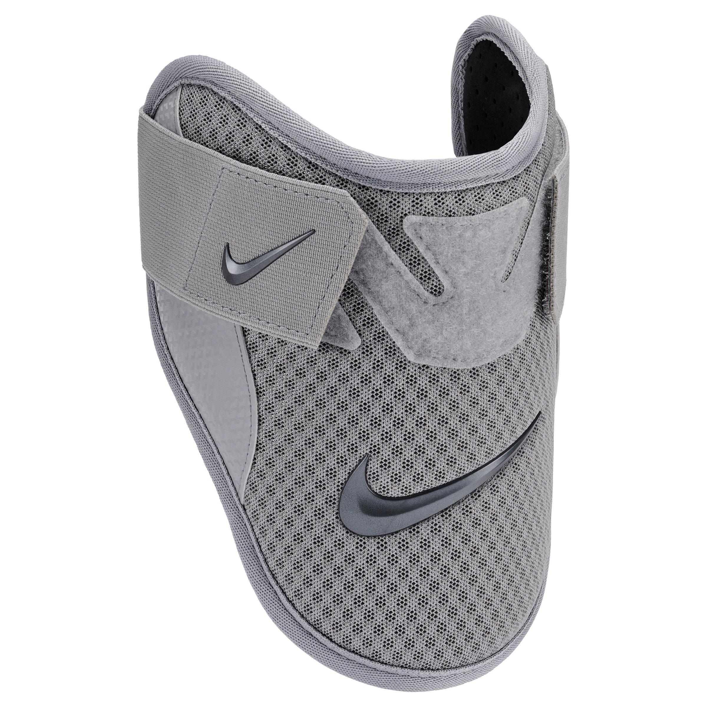 Nike elbow clearance pads