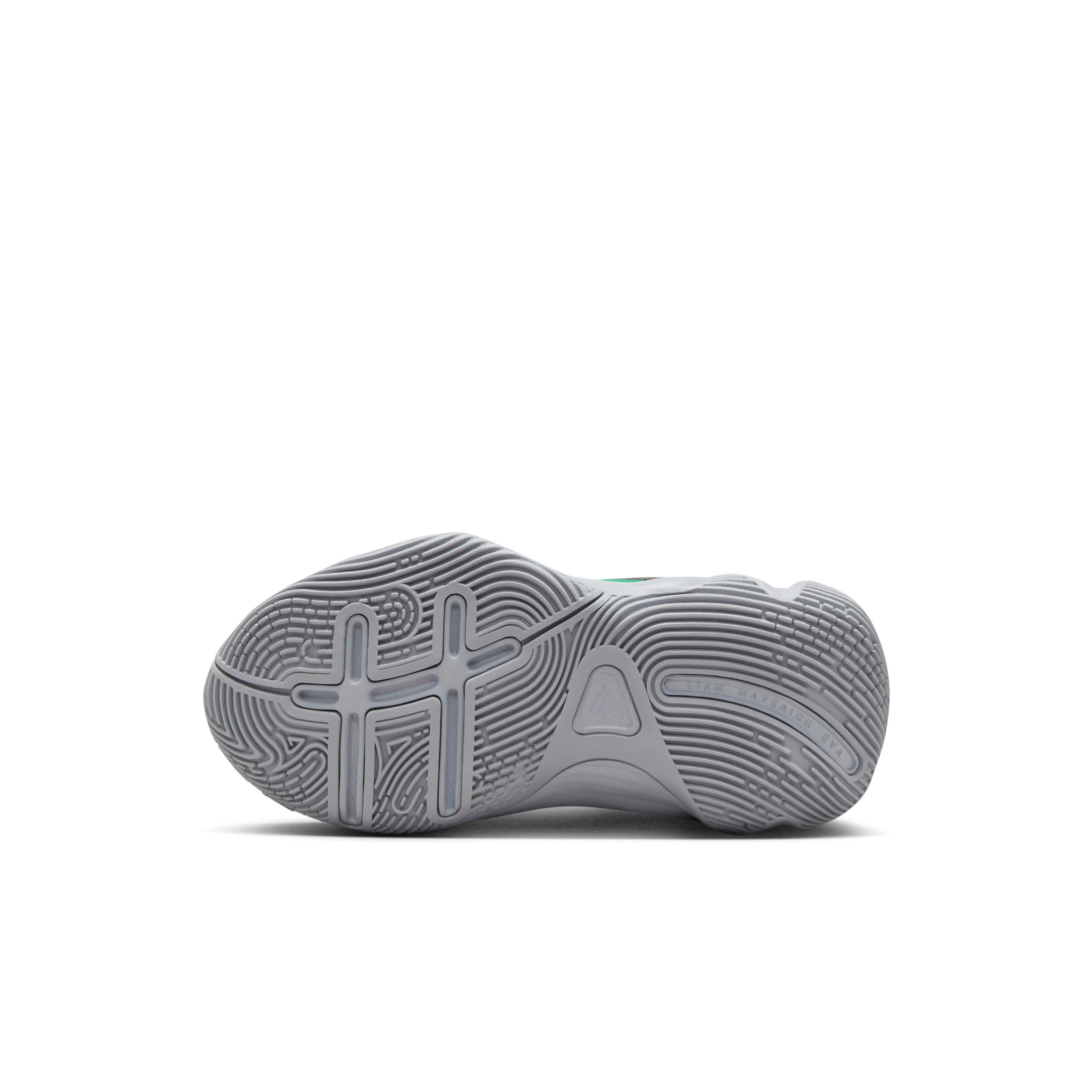 Nike Giannis Immortality 4 Preschool Boys' "Smoke Grey/Wolf Grey/Stadium Green" Basketball Shoe