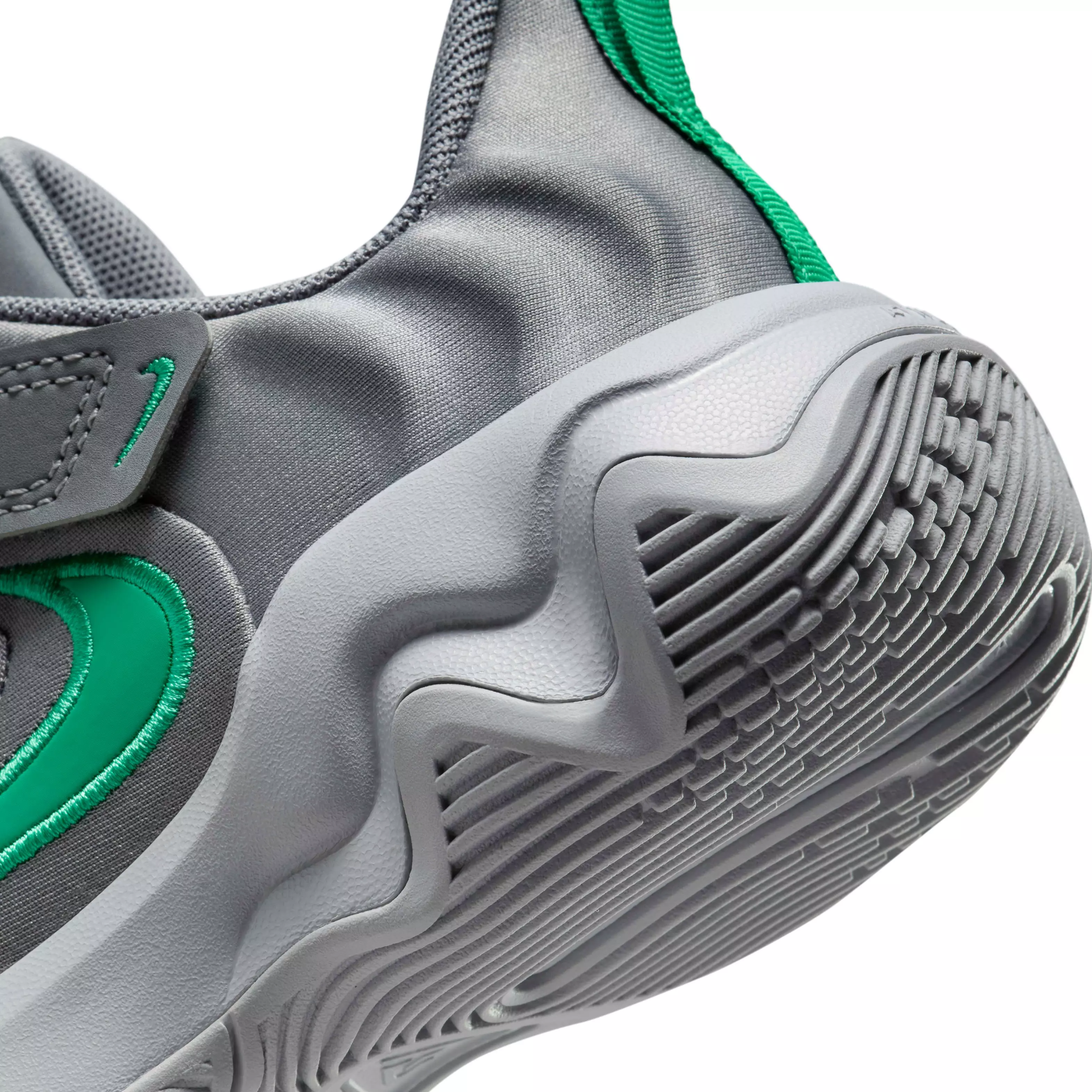 Nike Giannis Immortality 4 "Smoke Grey/Wolf Grey/Stadium Green" Preschool Boys' Basketball Shoe - GREY/GREEN