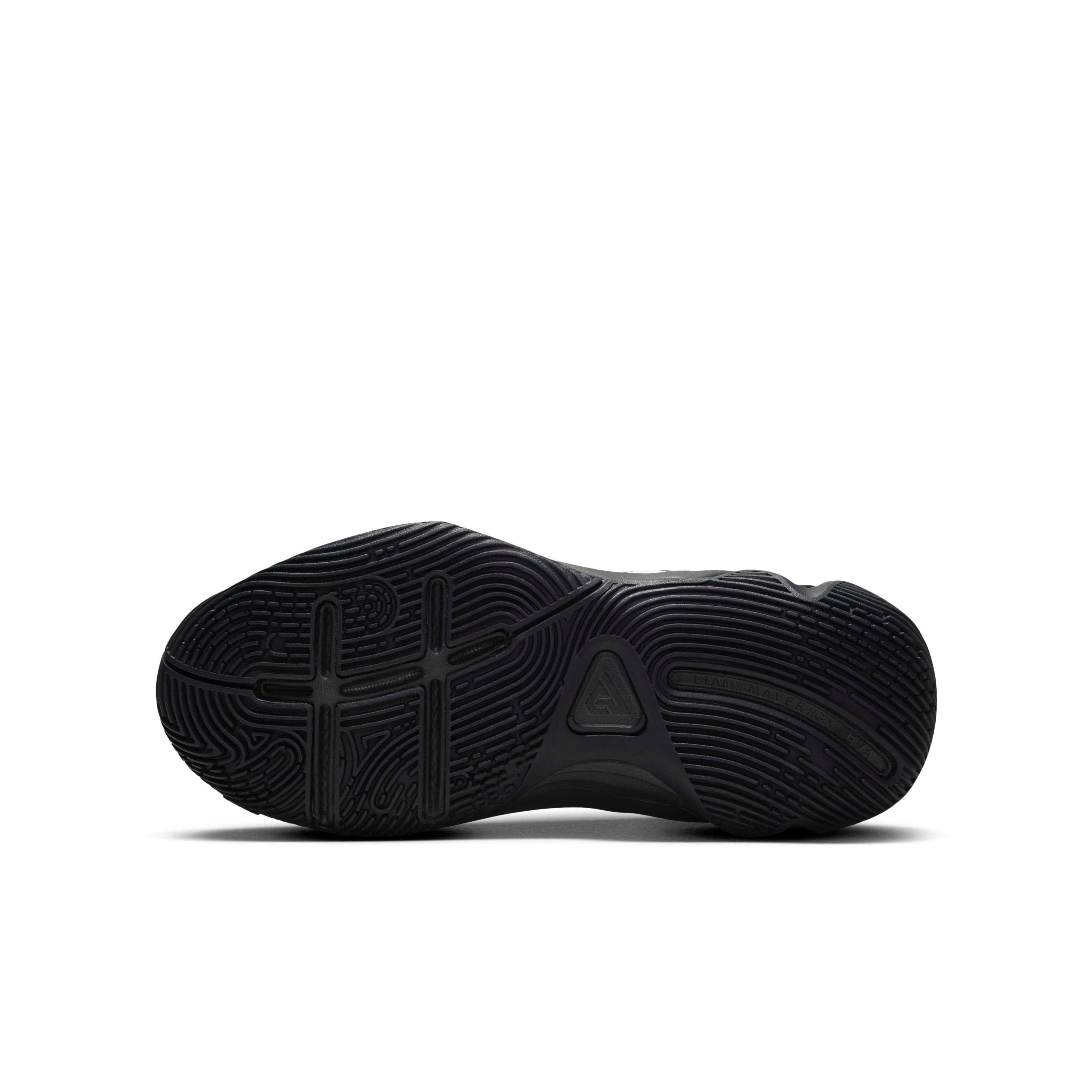 Nike Giannis Immortality 4 Grade School Boys' "Black/White/Dark Smoke Grey" Basketball Shoe