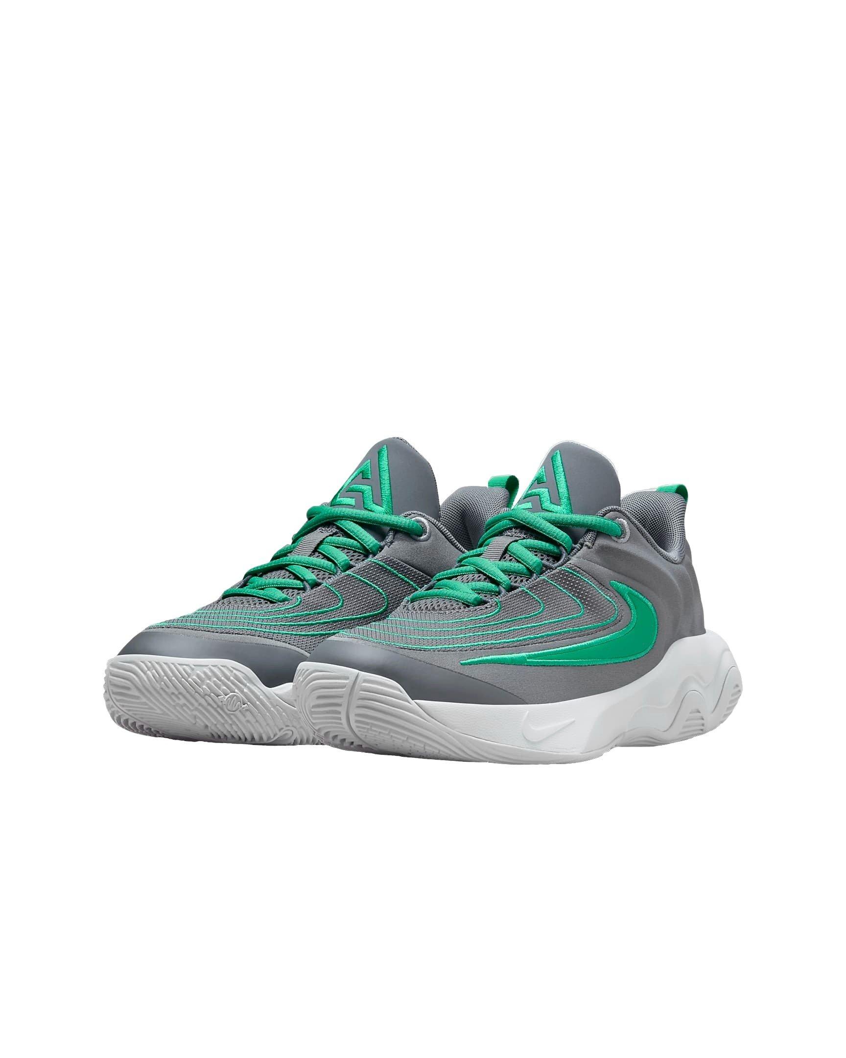 Nike Giannis Immortality 4 Grade School Boys' "Smoke Grey/Wolf Grey/Stadium Green" Basketball Shoe