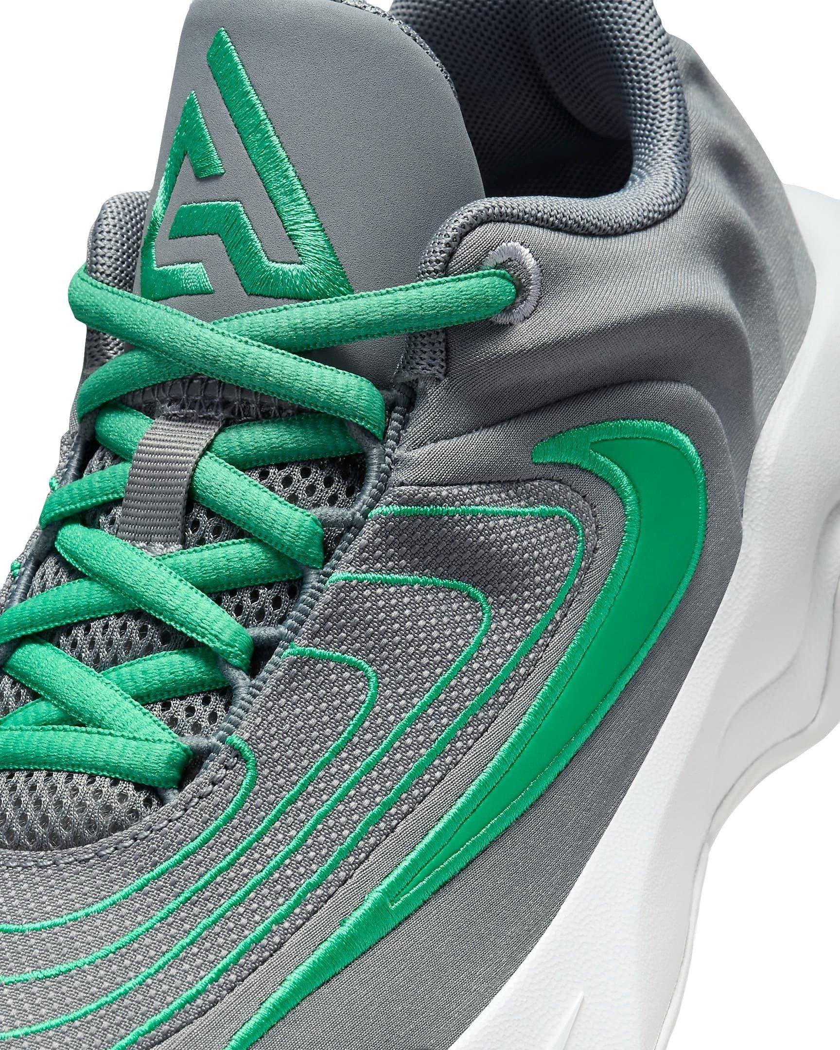 Nike Giannis Immortality 4 Grade School Boys' "Smoke Grey/Wolf Grey/Stadium Green" Basketball Shoe