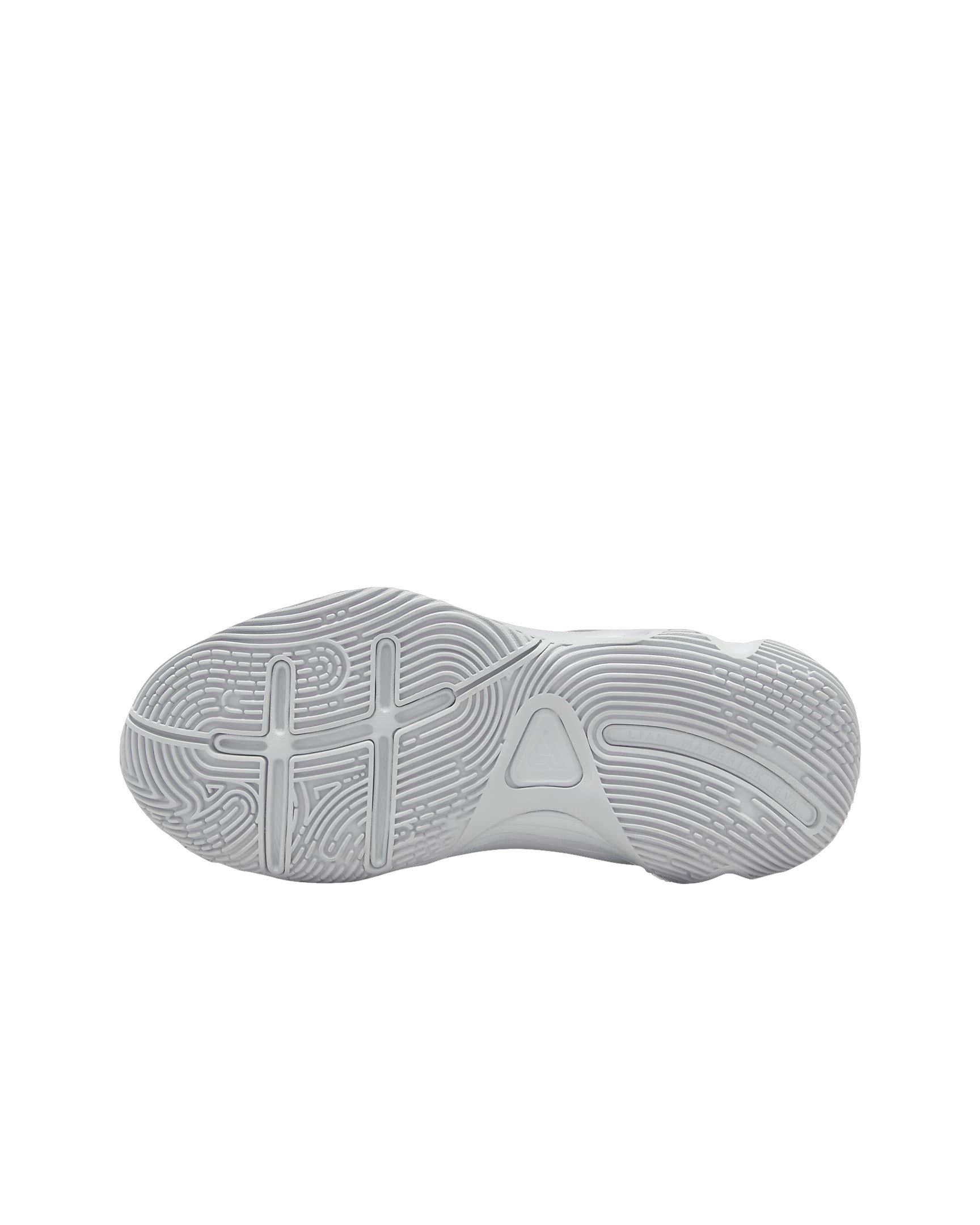 Nike Giannis Immortality 4 Grade School Boys' "Smoke Grey/Wolf Grey/Stadium Green" Basketball Shoe