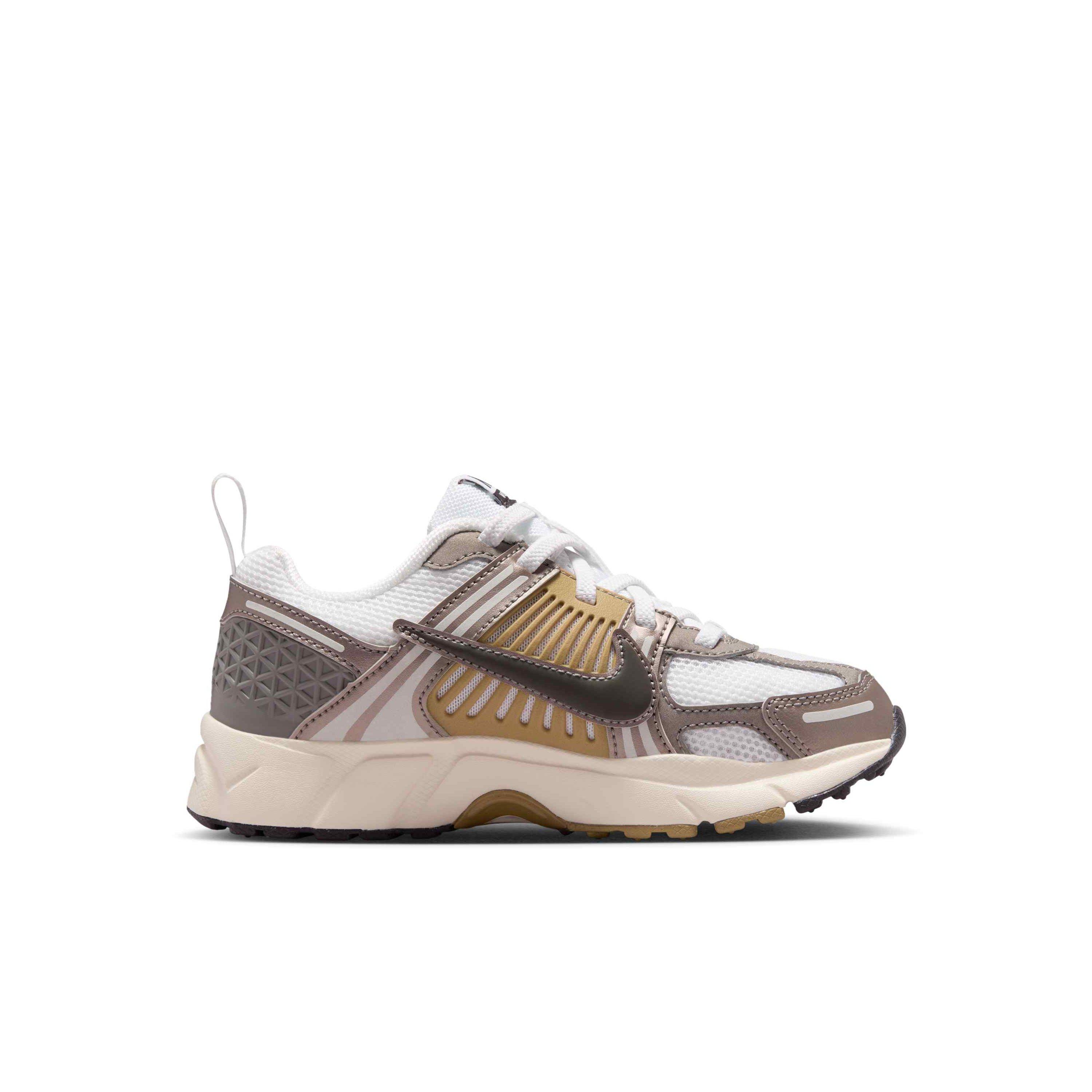 Nike Vomero 5 "Metallic Pewter/Parachute Beige/White/Medium Ash" Preschool Boys' Shoe