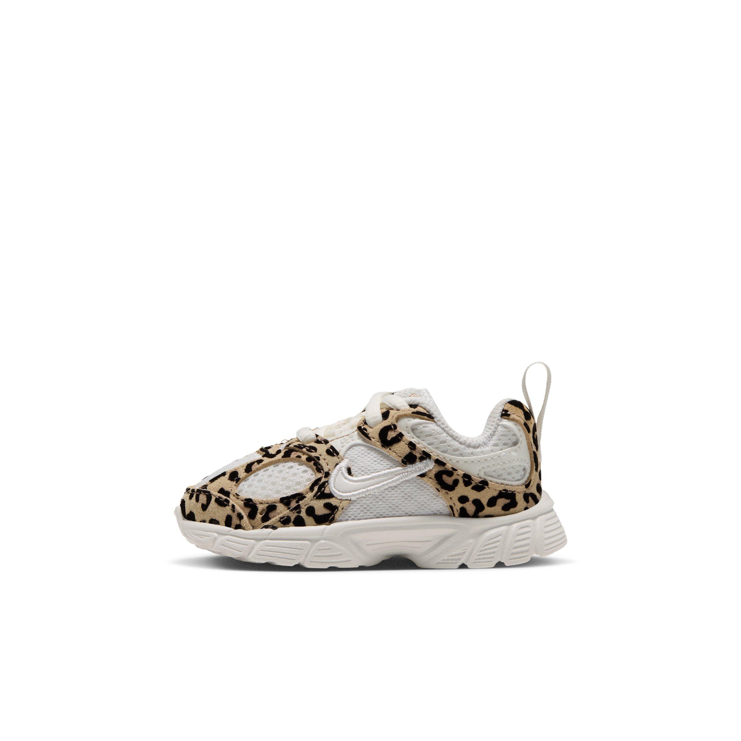 Nike V5 RNR "Sail/Hemp/Sail" Infant Girls' Shoe - SAIL/HEMP/SAIL