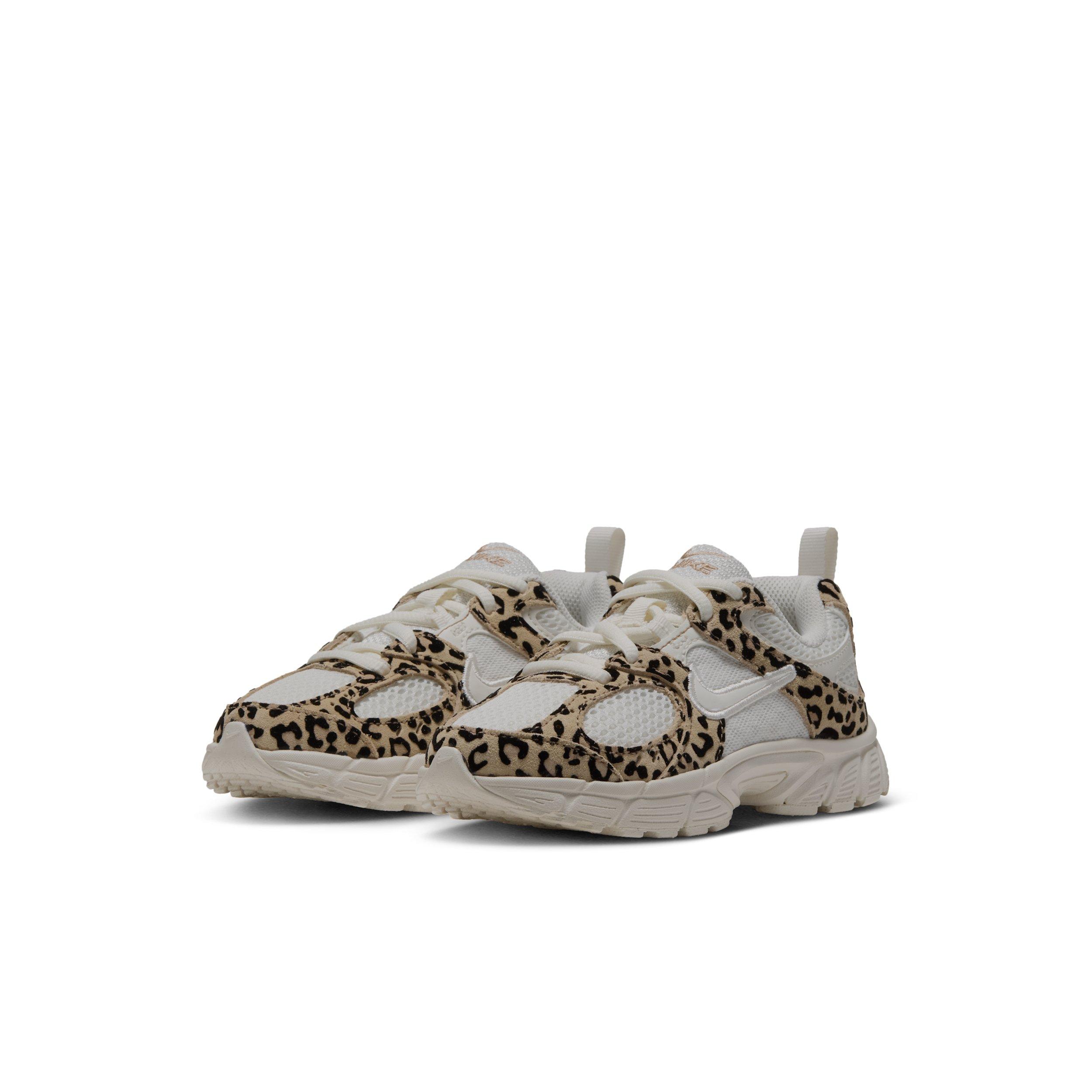 Nike V5 RNR "Sail/Hemp/Sail" Preschool Girls' Shoe - SAIL/HEMP/SAIL