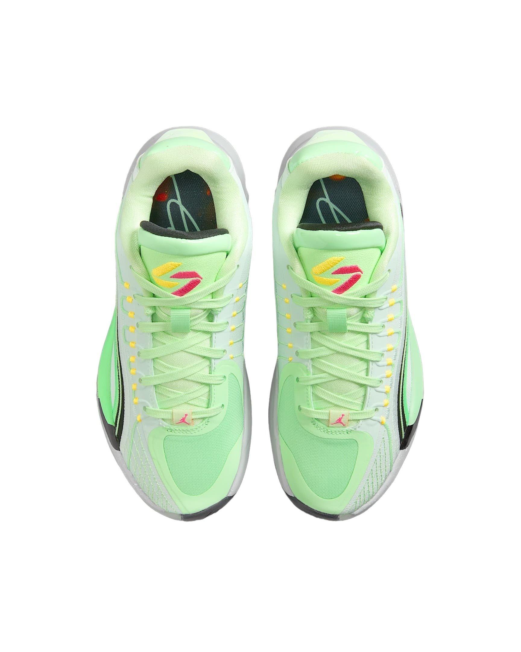 Jordan Luka 4 Grade School Boys' "Barely Green/Vapor Green/Metallic Silver/Black" Shoe​
