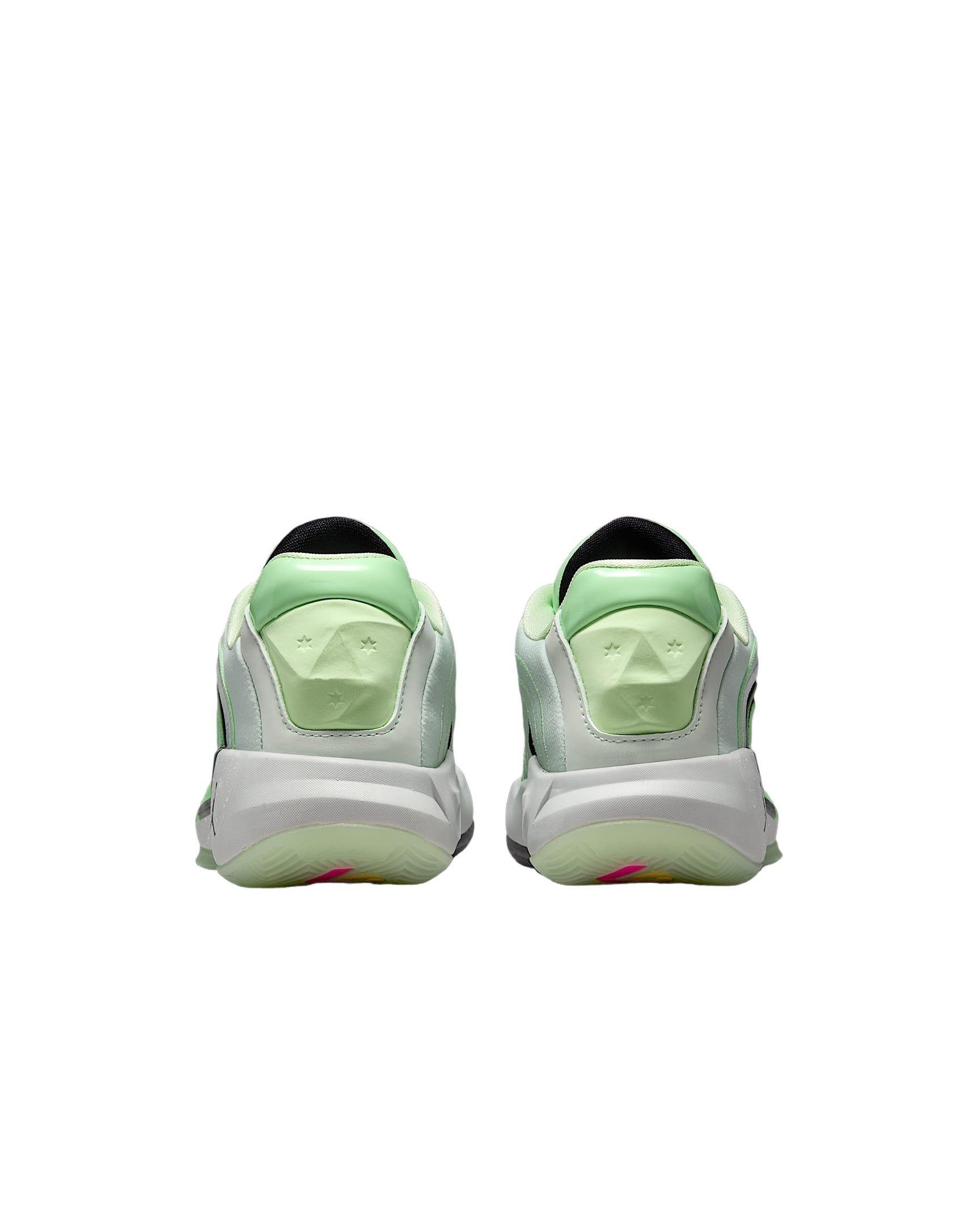Jordan Luka 4 Grade School Boys' "Barely Green/Vapor Green/Metallic Silver/Black" Shoe​