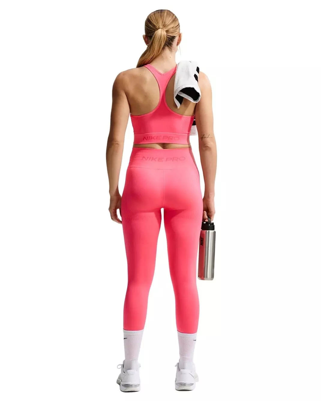 Nike Women's Pro Seamless High-Waisted 7/8 Leggings -Coral - CORAL
