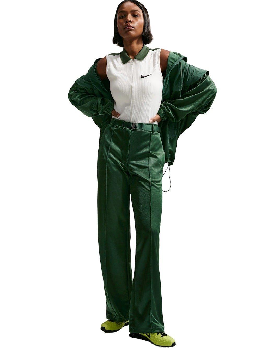 Nike Women's Sportswear Loose Mid-Rise Belted Pintuck Pants - Green - GREEN Thumbnail View 3