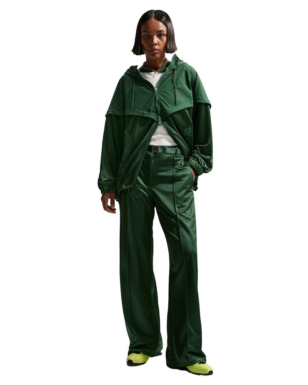 Nike Women's Sportswear Loose Mid-Rise Belted Pintuck Pants - Green - GREEN Thumbnail View 4