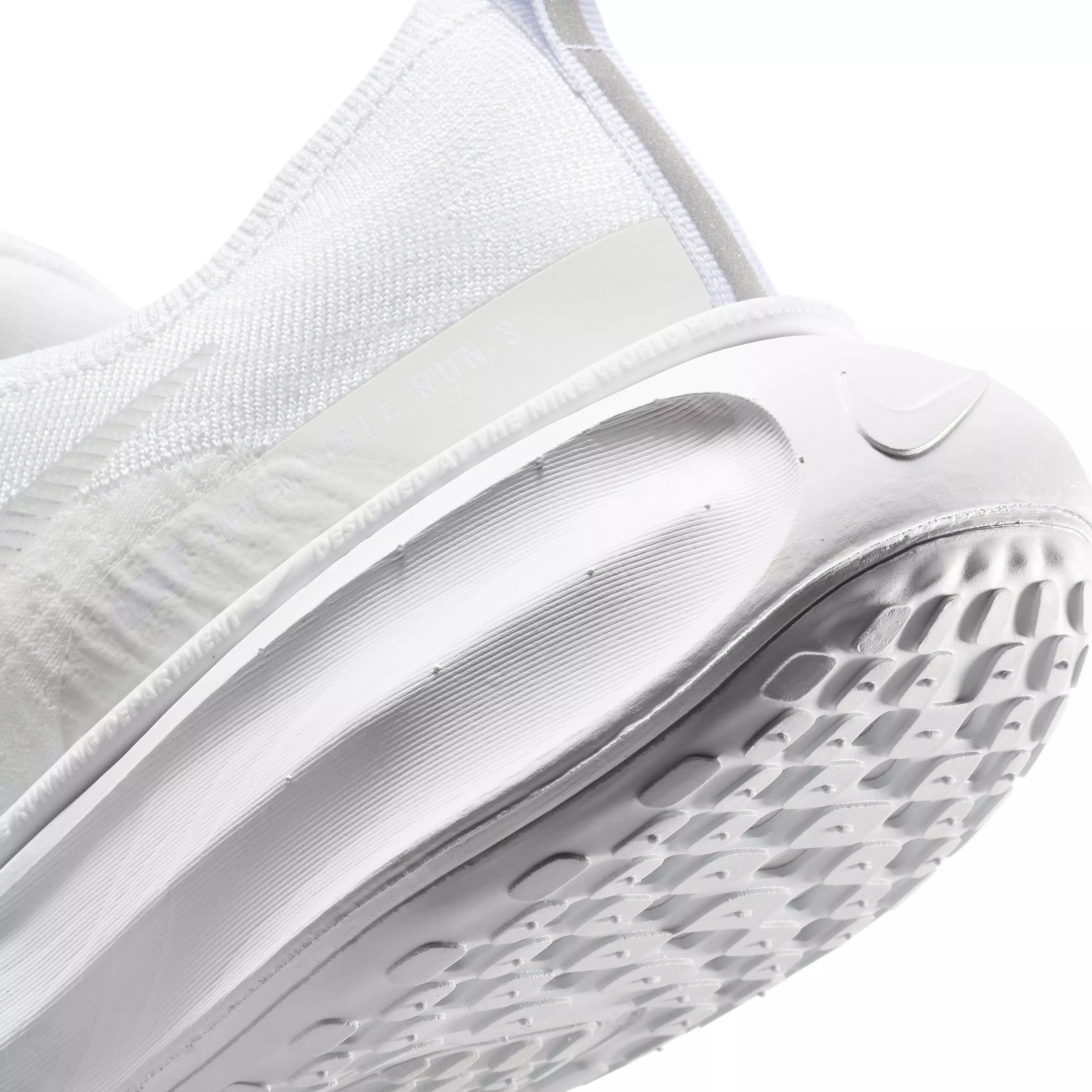 Nike Invincible 3 "White/Platinum Tint/White/Photon Dust" Men's Wide Running Shoe - WHITE/PLATINUM/WHITE/DUST