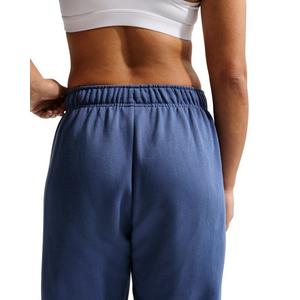 Nike Women's Sportswear Club Fleece Mid-Rise Oversized Sweatpants -Navy