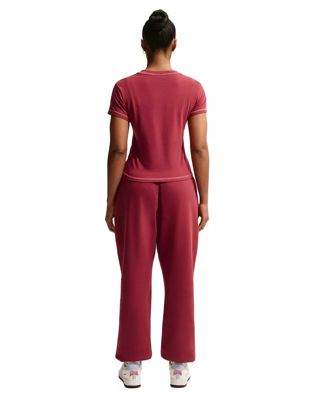 Nike Women's Sportswear Club Fleece Mid-Rise Oversized Sweatpants -Crimson - CRIMSON