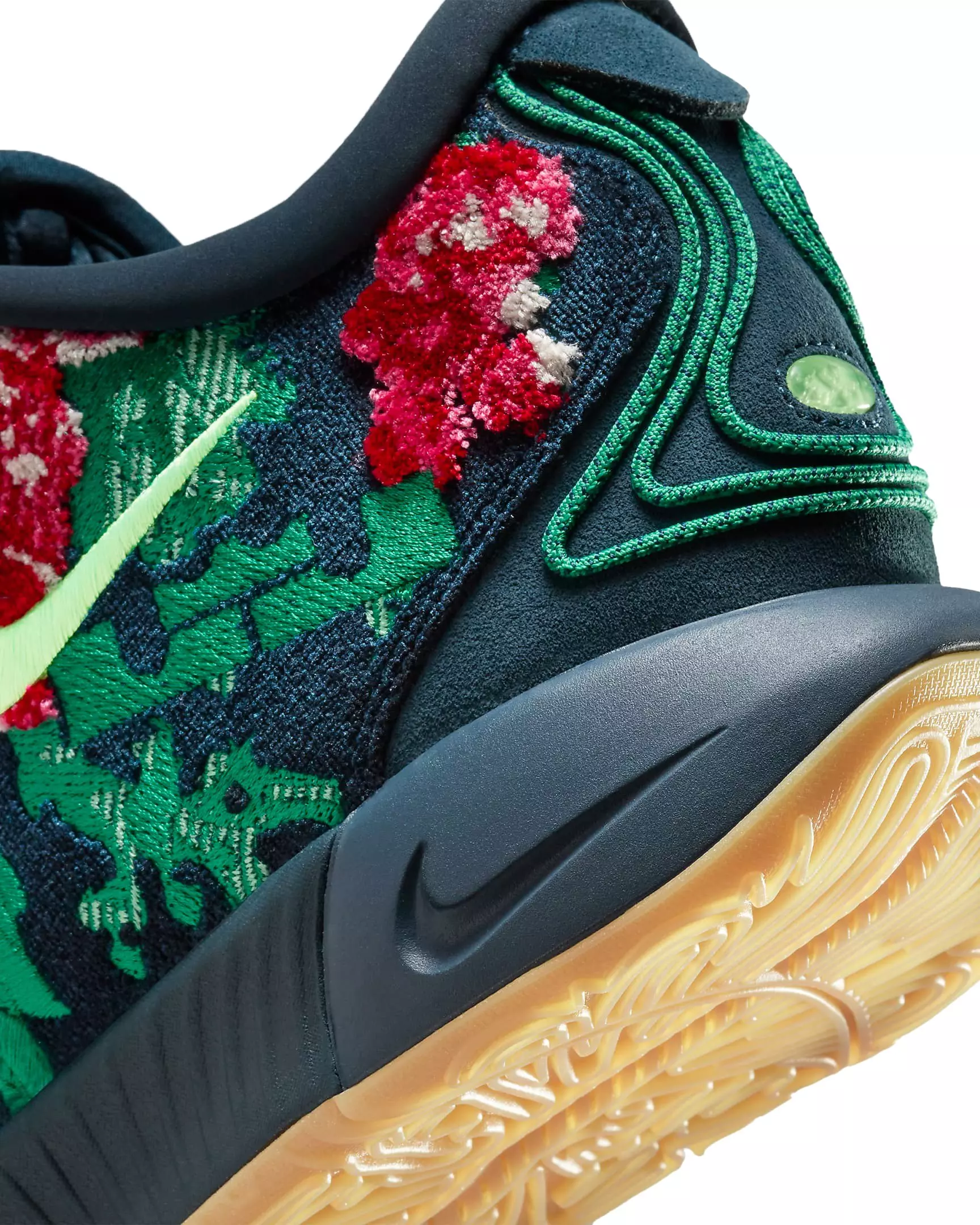 Nike LeBron XXI Premium "Armory Navy/Malachite/Spring Green/Green Strike" Men's Basketball Shoe - NAVY/GREEN/RED