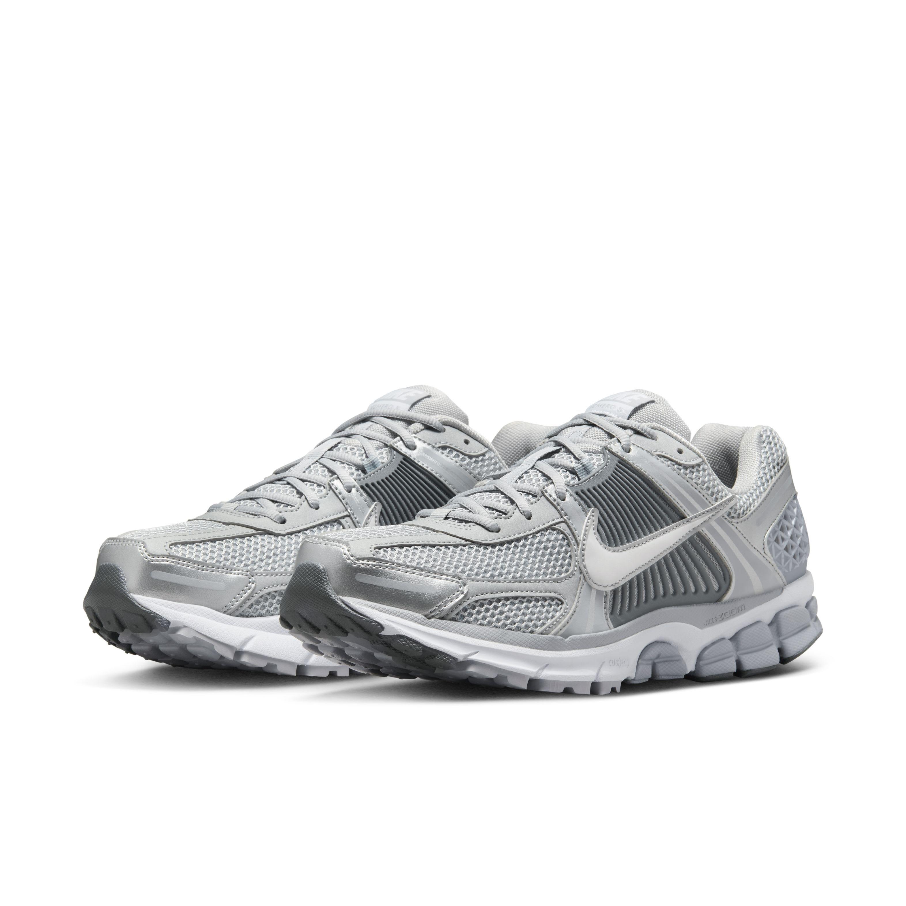 Nike Zoom Vomero 5 Men's "Wolf Grey/Metallic Silver/Cool Grey/White" Shoe