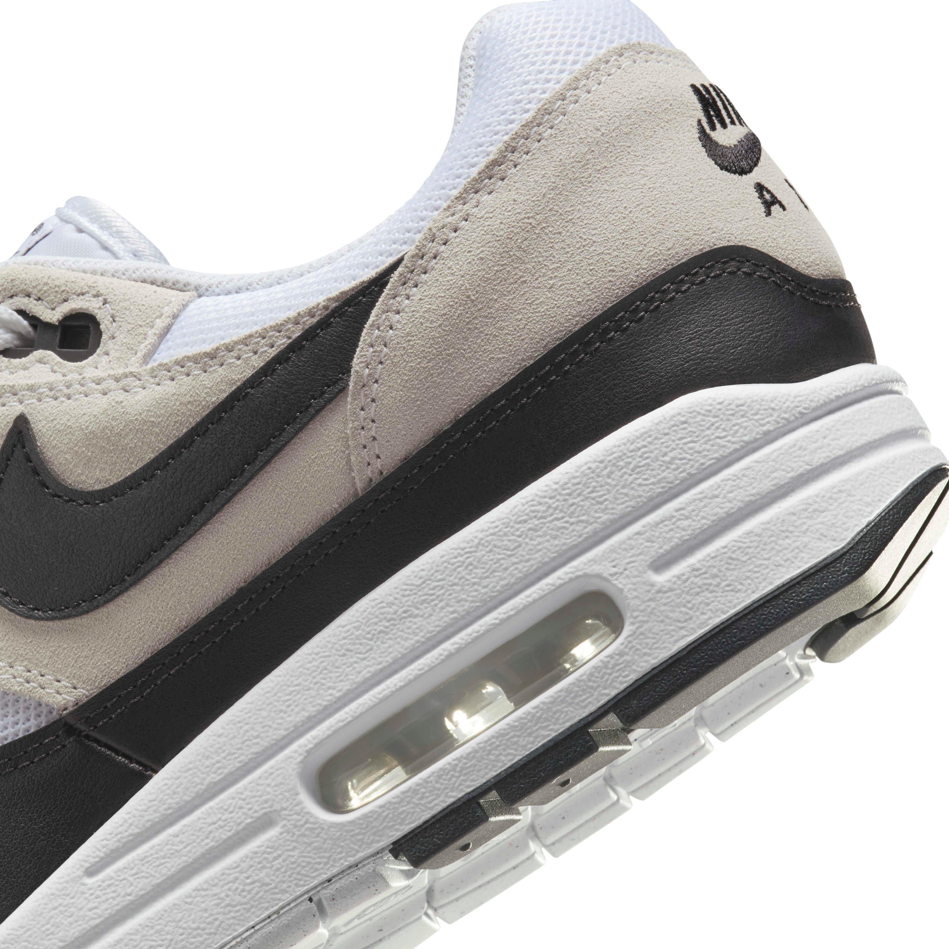 Nike Air Max Men's Low Top Athletic Sneakers - White/Black