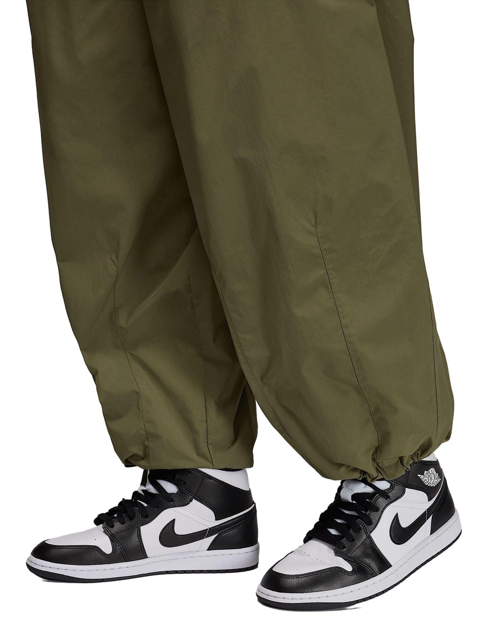 Jordan Women's Flight Chicago Parachute Pants - GREEN Thumbnail View 6