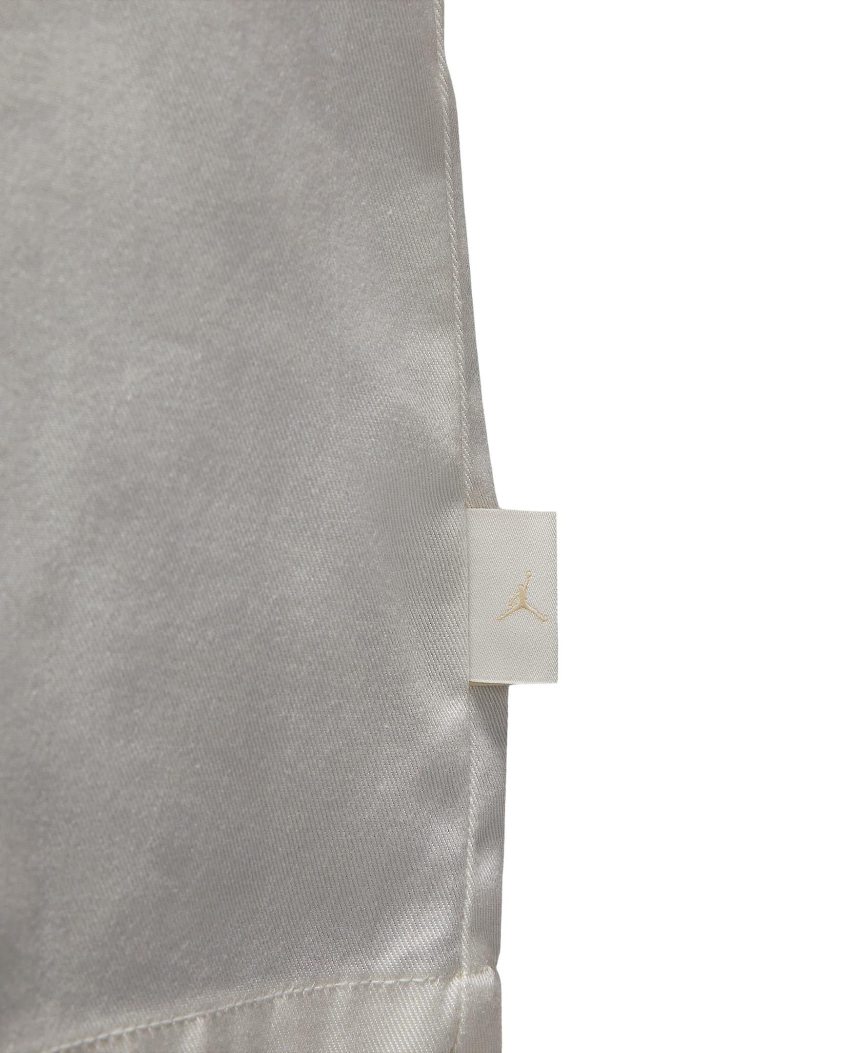 Jordan Air Women's Long-Sleeve Woven Top - WHITE Thumbnail View 4