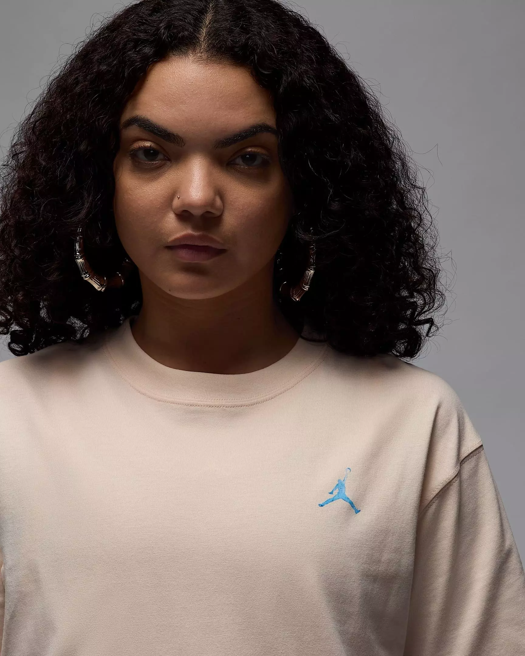 Jordan Women's Short-Sleeve Graphic Poolside T-Shirt - GUAVA