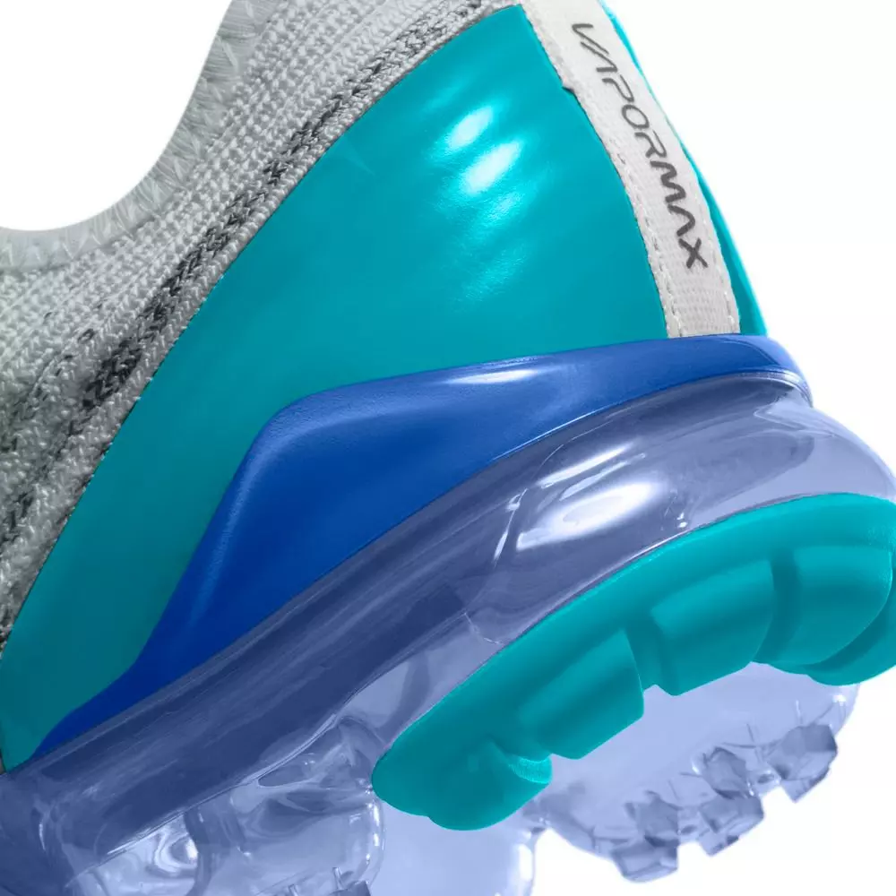 Nike Air Vapormax Flyknit 3 "Pure Platinum/White/Oracle Aqua" Grade School Kid's Shoe - GREY