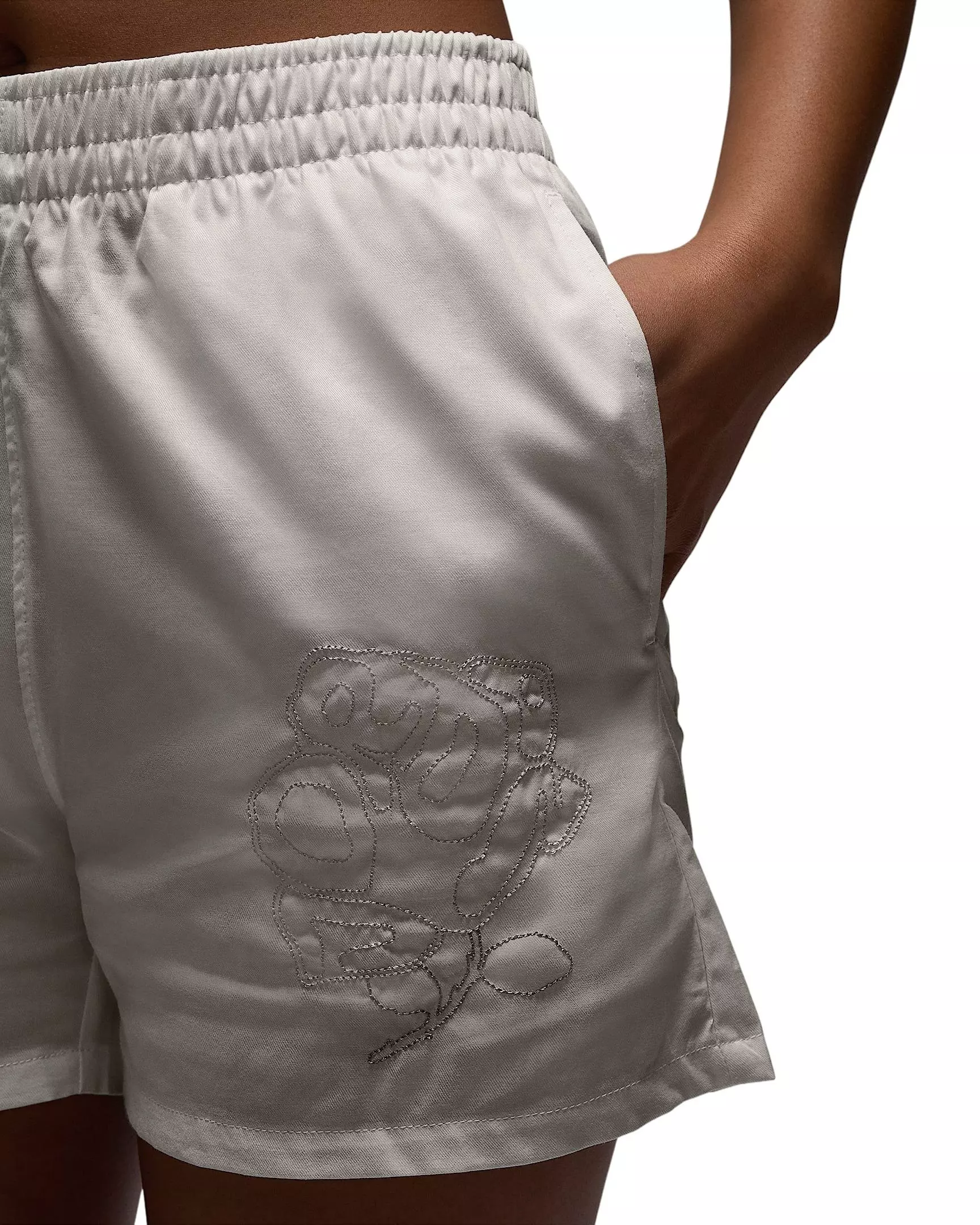 Jordan Women's Woven Rose Shorts - WHITE