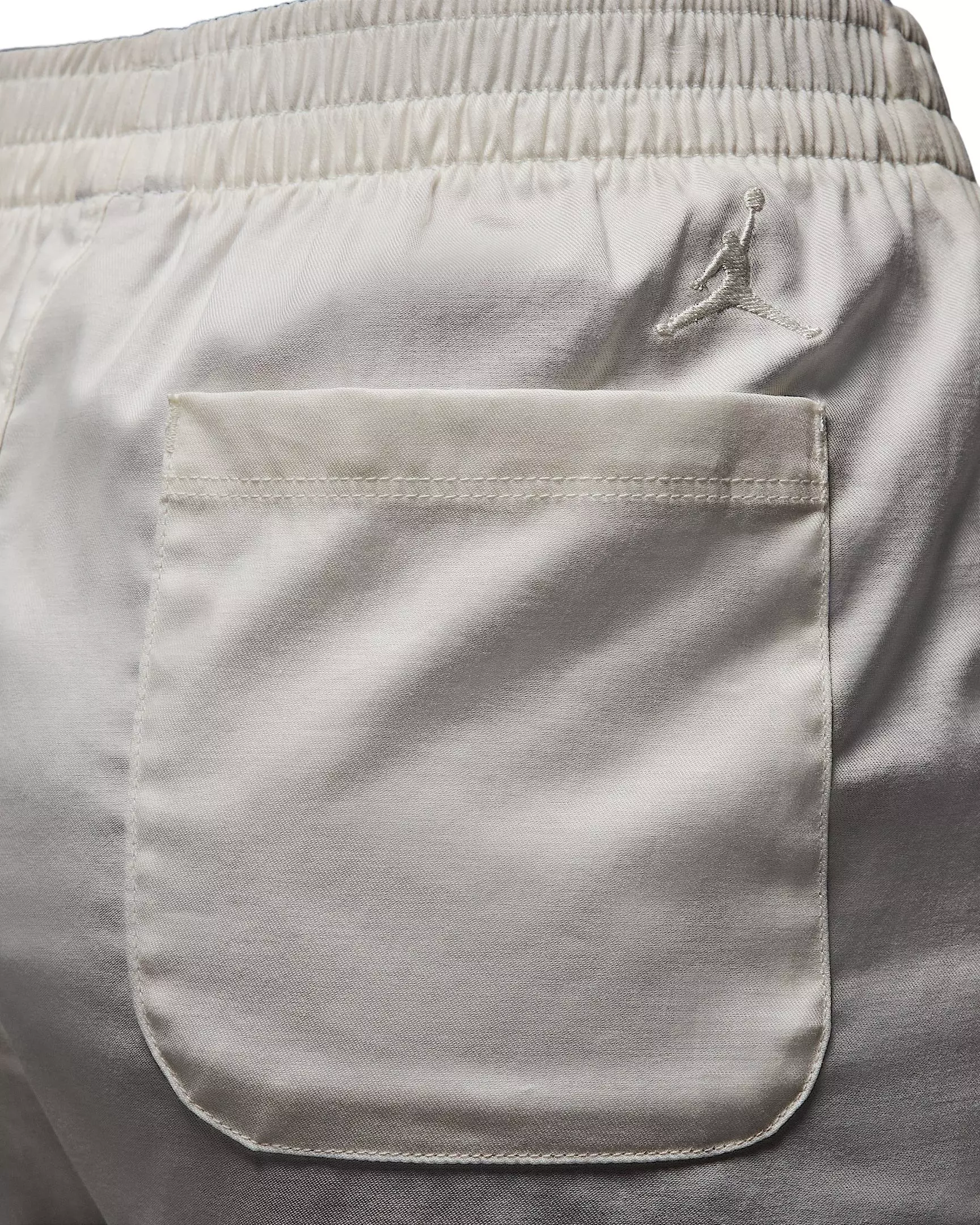 Jordan Women's Woven Rose Shorts - WHITE