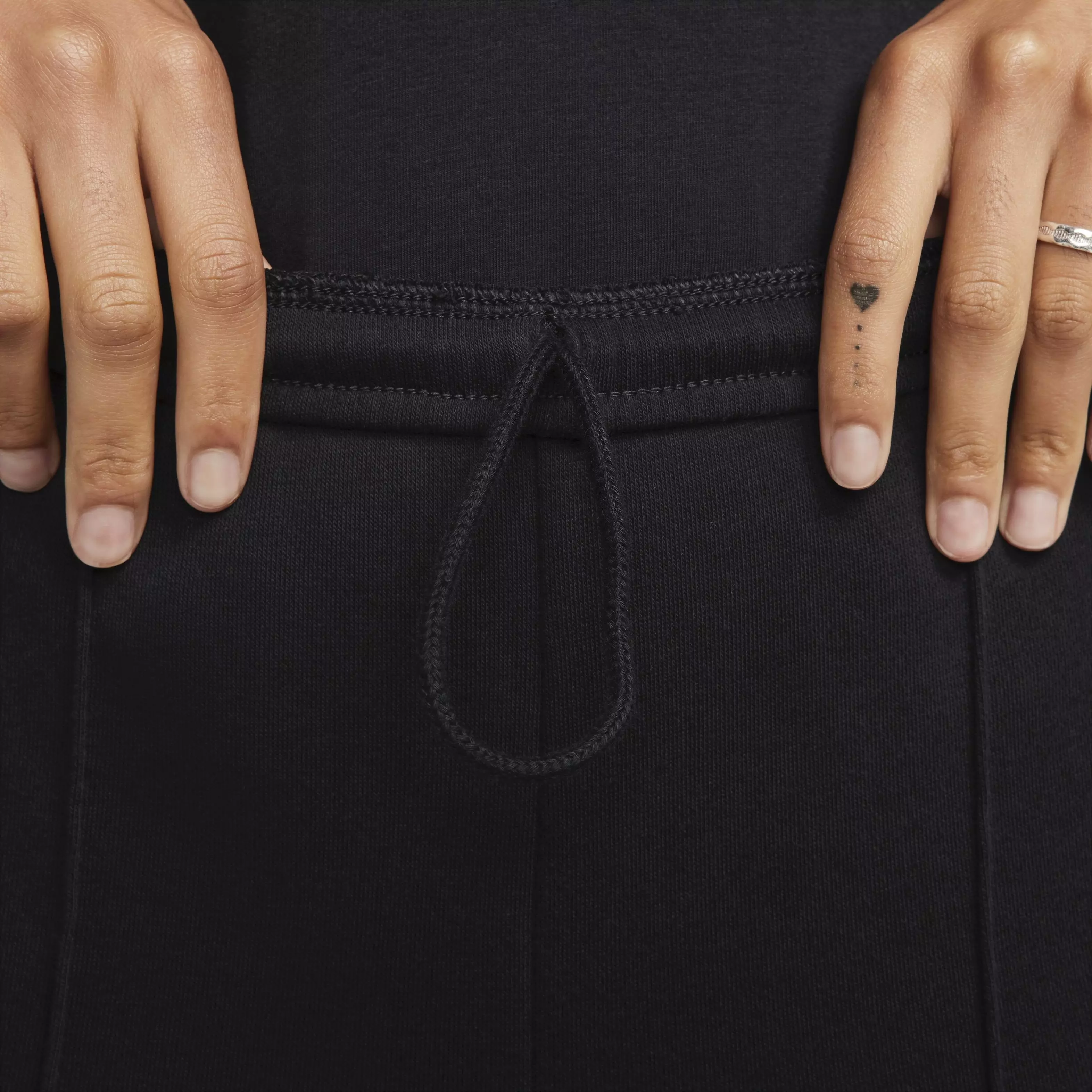 Nike Women's Sportswear Chill French Terry HW Sweatpants -Black - BLACK