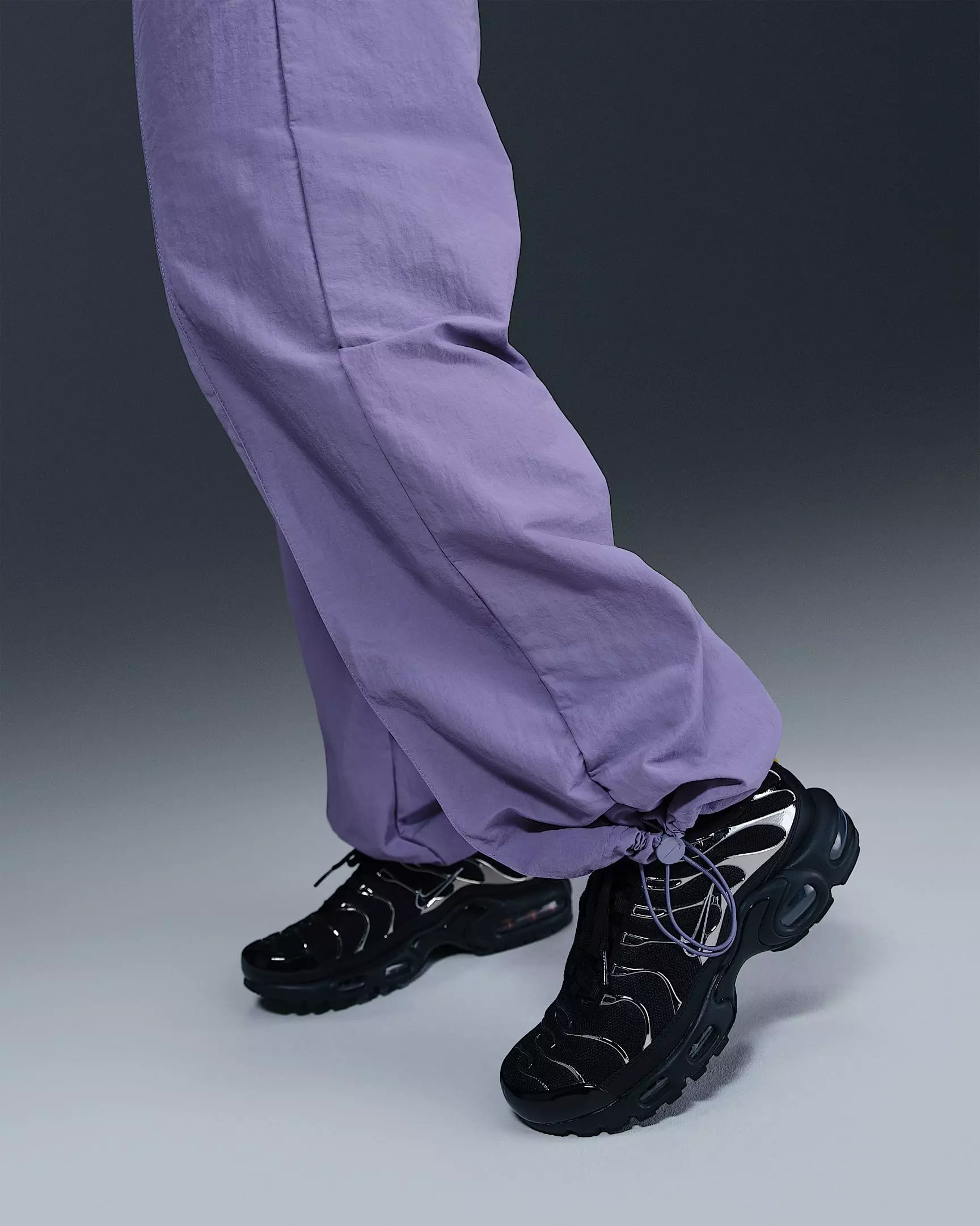 Nike Women's Sportswear Trend Woven Mid-Rise Open-Hem Pants - Purple - PURPLE