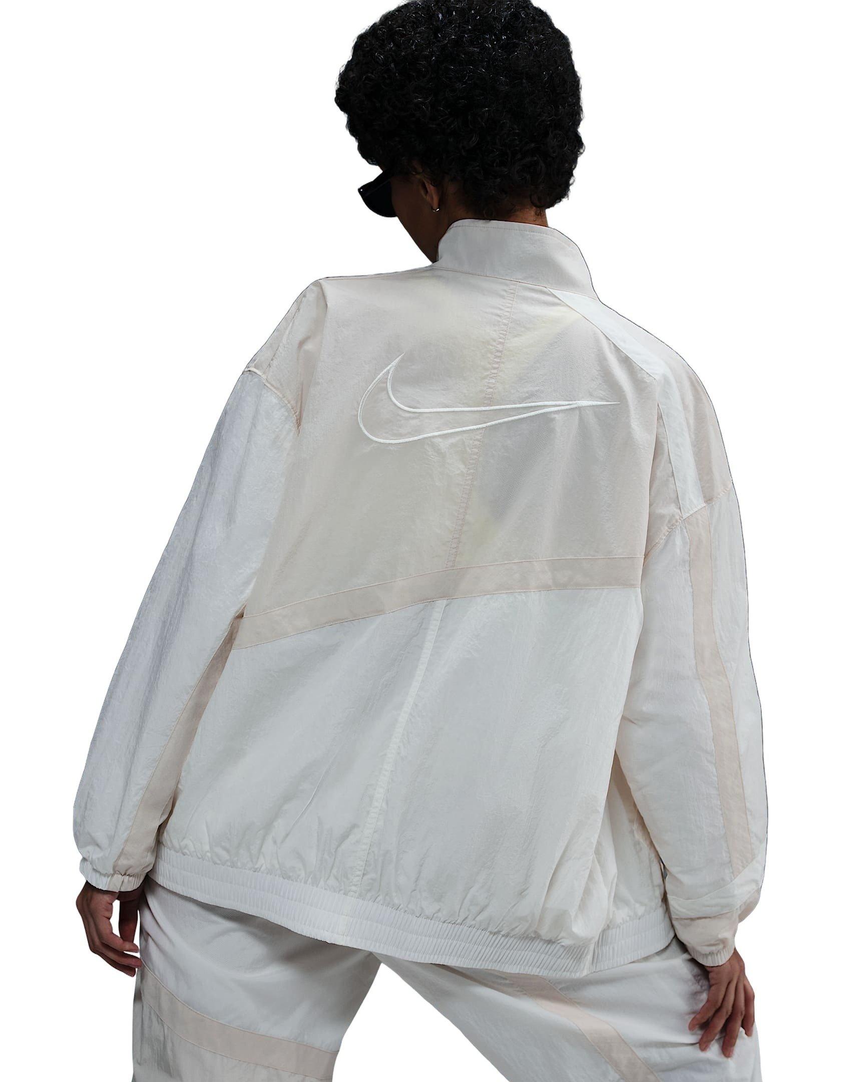 Nike Women's Sportswear Oversized Woven Jacket - WHITE/LT BROWN Thumbnail View 2