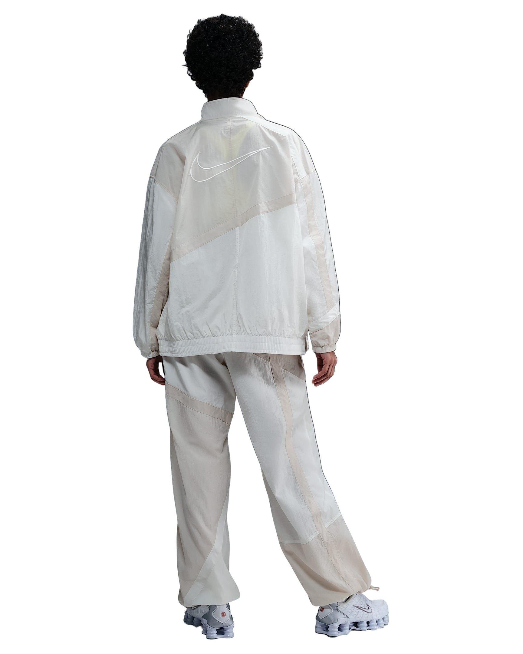 Nike Women's Sportswear Oversized Woven Jacket - WHITE/LT BROWN Thumbnail View 5