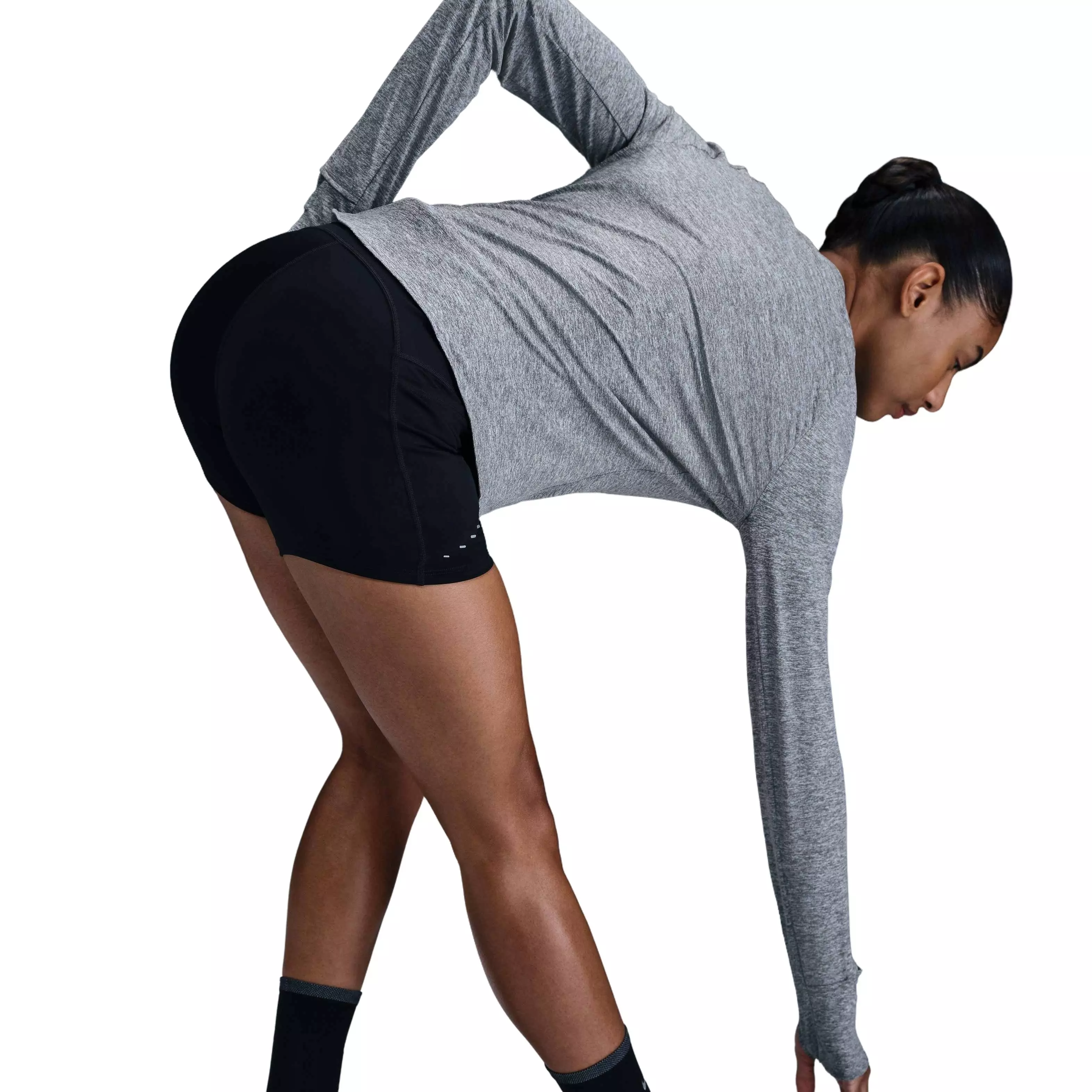 Nike Women's Swift Dri-FIT UV Long-Sleeve Crew-Neck Running Top - GREY