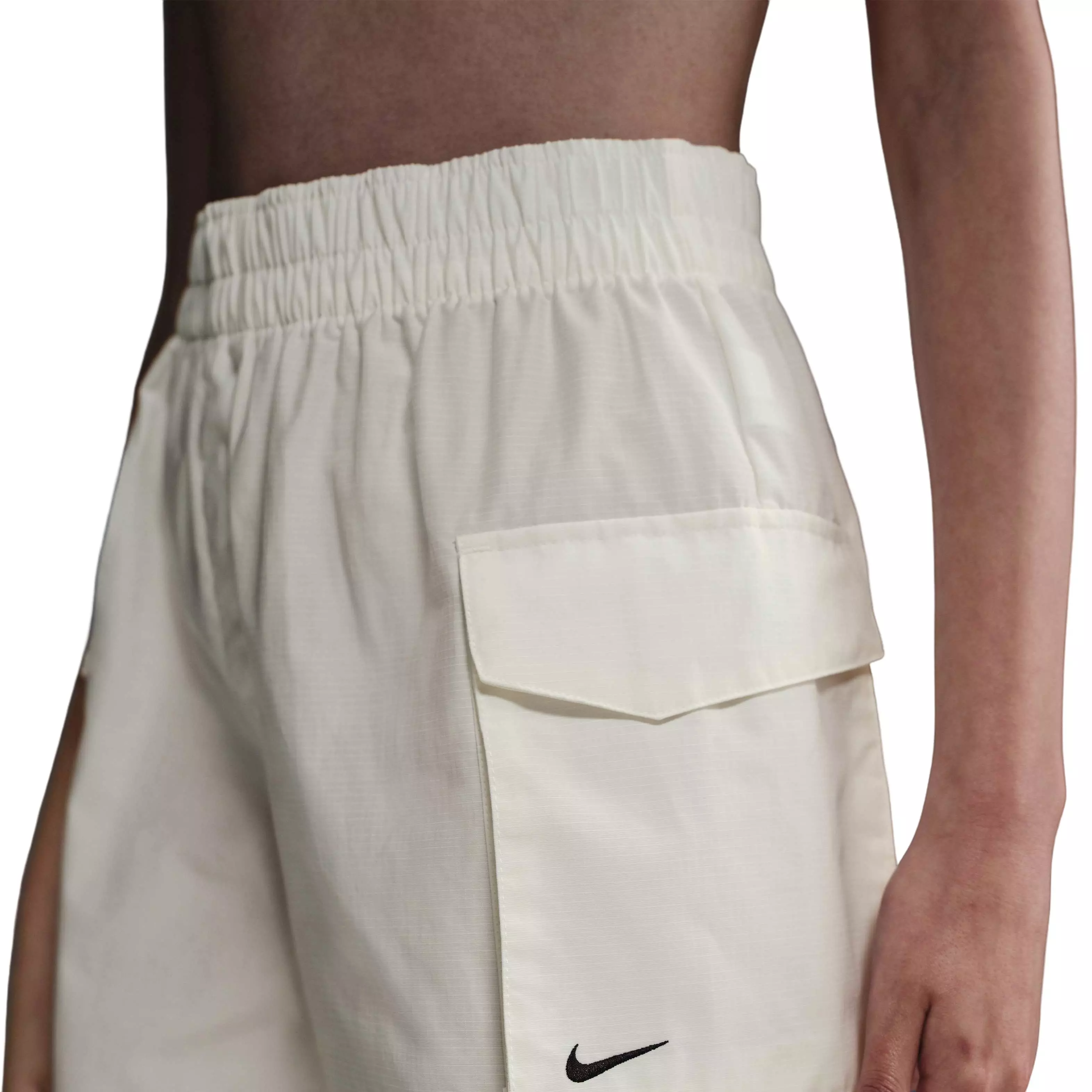 Nike Women's Sportswear Essential Woven High-Waisted 5" Cargo Shorts - WHITE