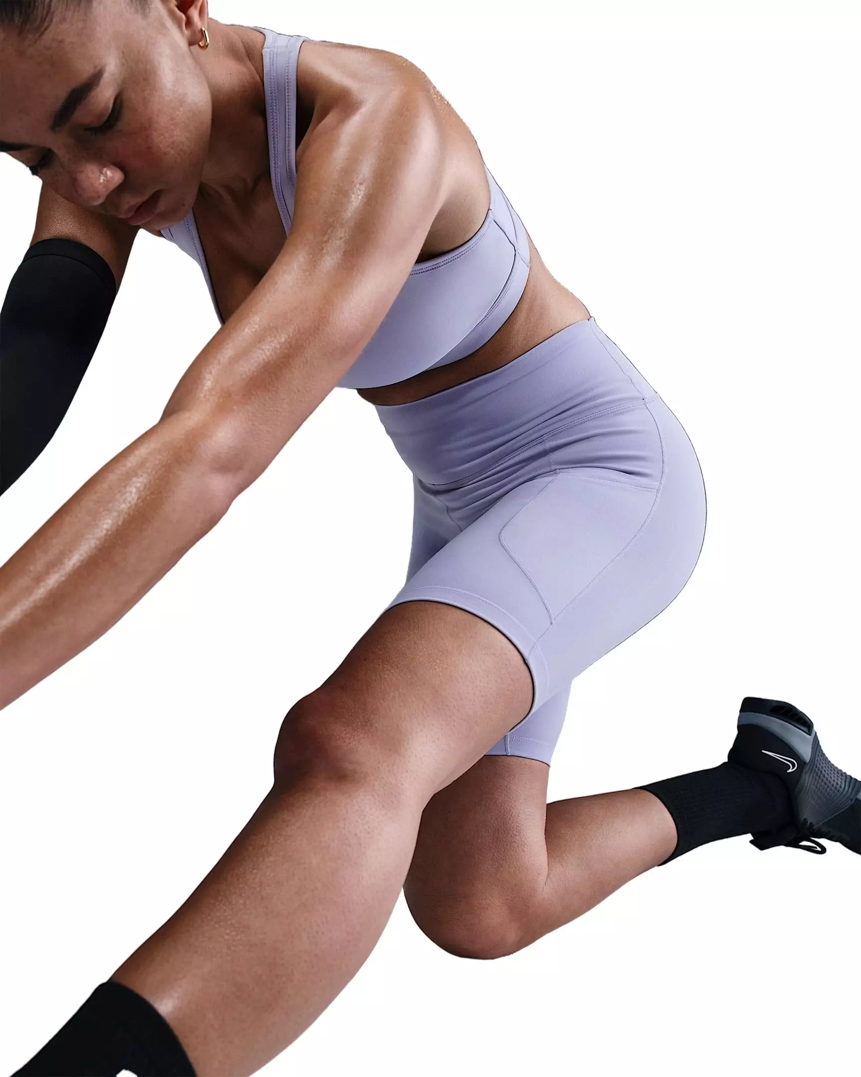 Nike Women's One Dri-FIT High-Waisted 8" Biker Shorts with Pockets -Purple - PURPLE