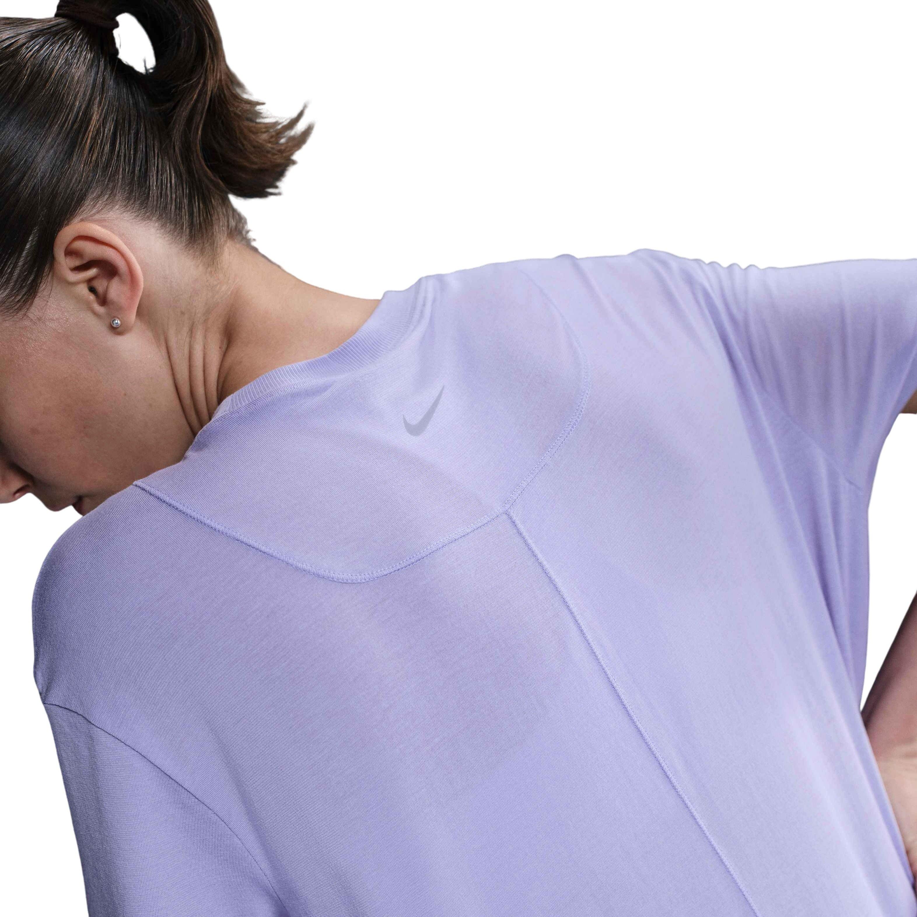 Nike One Women's Relaxed Dri-FIT Short-Sleeve Top -Purple - PURPLE Thumbnail View 4