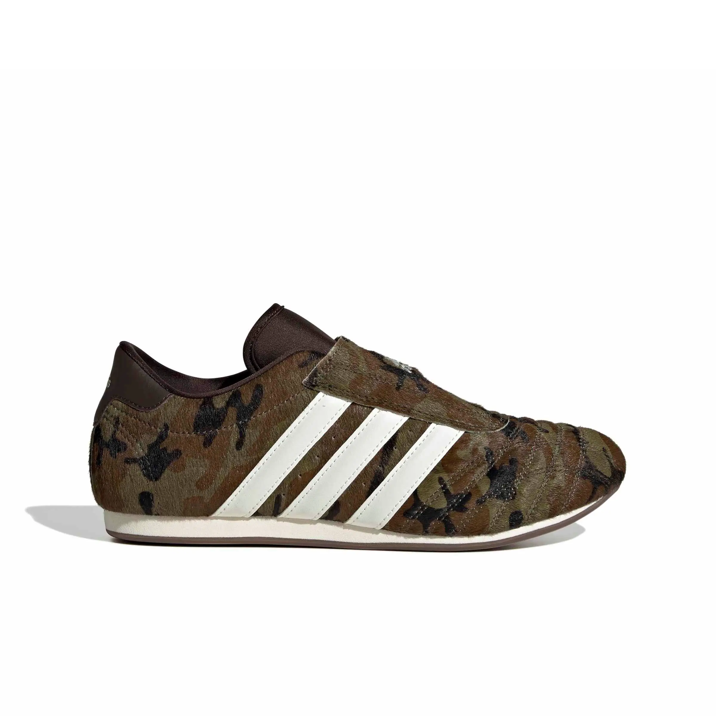 adidas Originals Taekwondo "Camo/Off White/Gum 5" Women's Shoe - CAMO/OFF WHITE/GUM