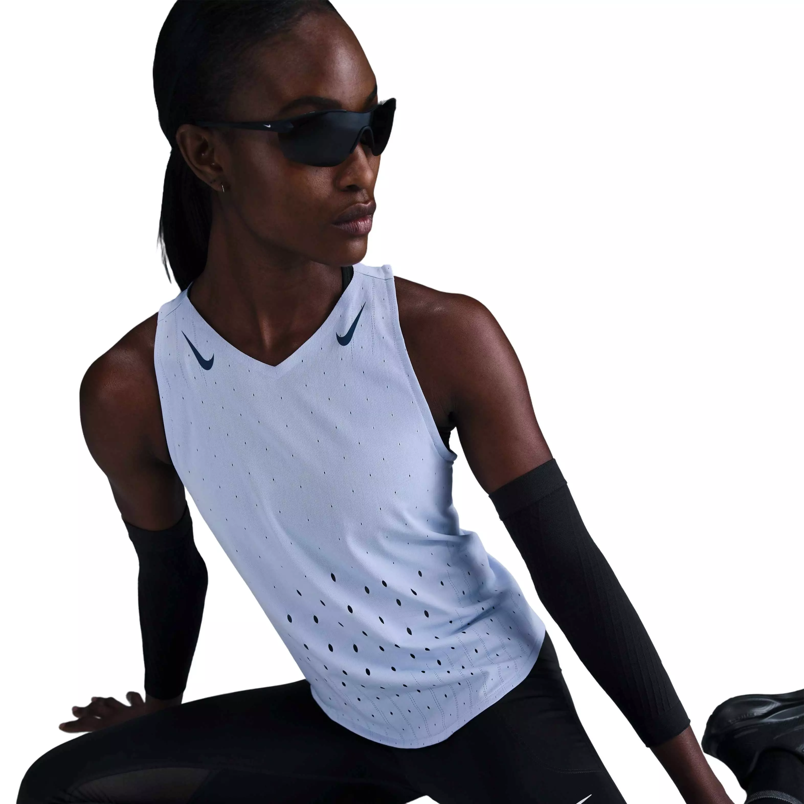 Nike Women's AeroSwift Dri-FIT ADV Running Singlet - GREY