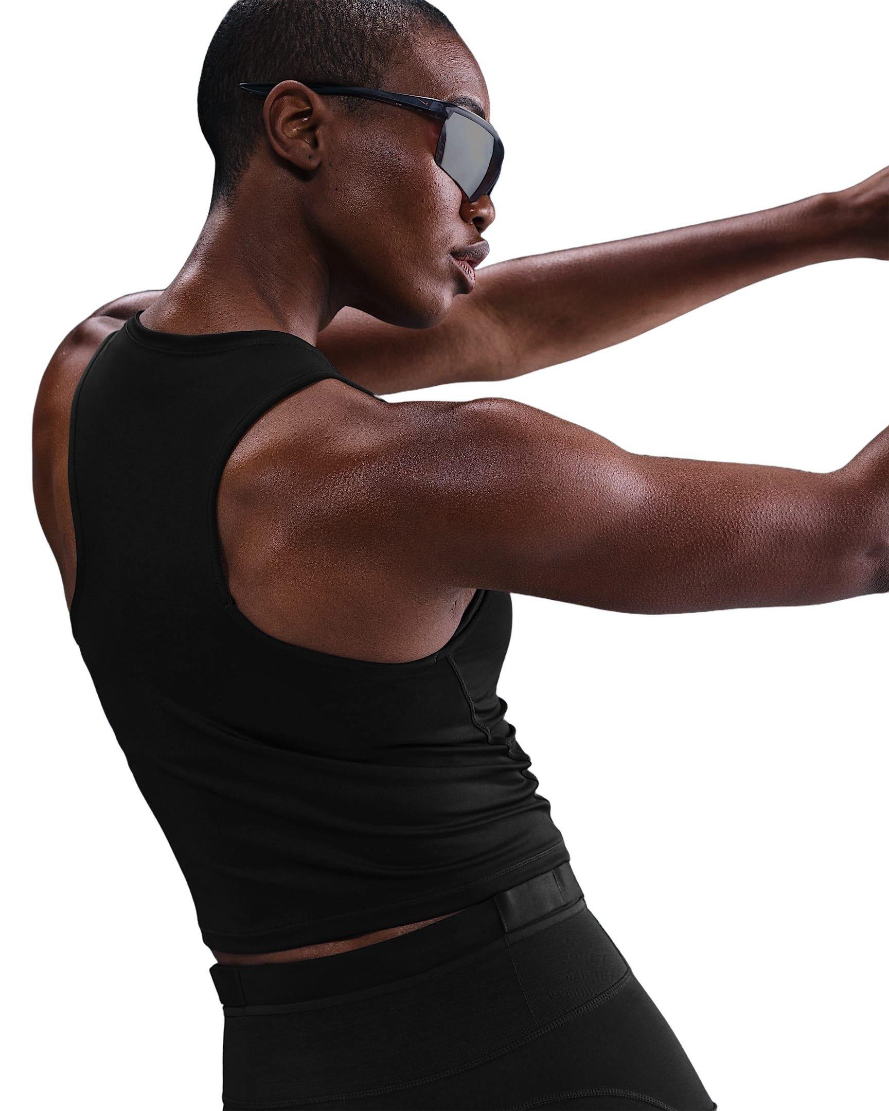 Nike Women's Trail Dri-FIT Running Tank Top -Black - BLACK Thumbnail View 2