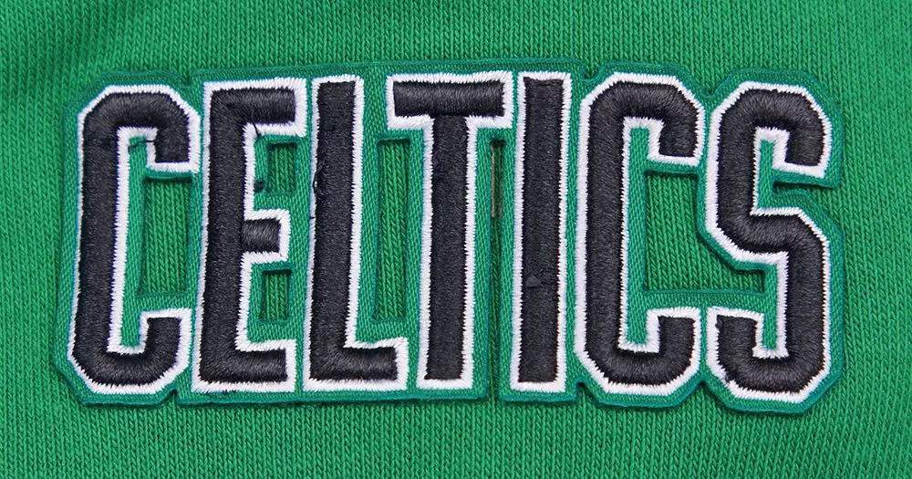 Pro Standard Women's Boston Celtics Retro Classic Cropped Hoodie - Green - GREEN