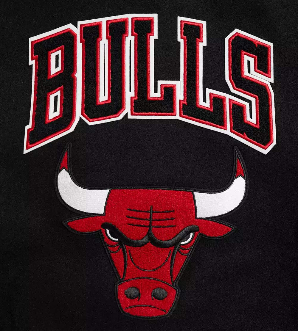 Pro Standard Women's Chicago Bulls Retro Classic Cuffed Varsity Jacket - Black/Red - BLACK/RED