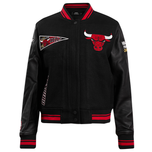 Pro Standard Women's Chicago Bulls Retro Classic Varsity Jacket - Black/Red