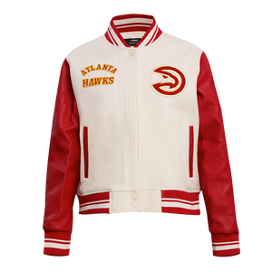 Pro Standard Women's Atlanta Hawks Retro Classic Varsity Jacket - Eggshell/Red